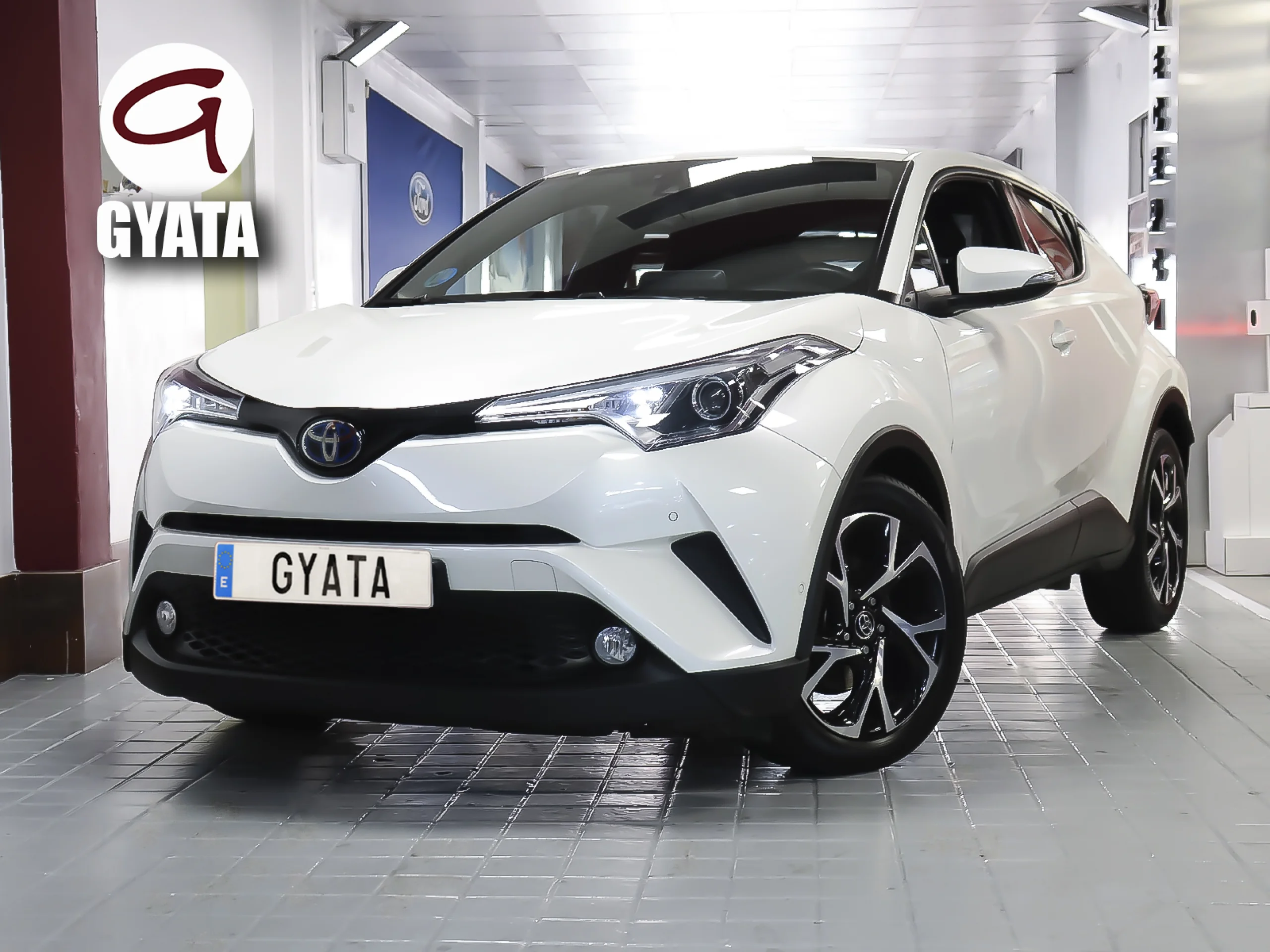 Toyota C-HR 1.8 125H Advance 90 kW (122 CV) - Foto 1