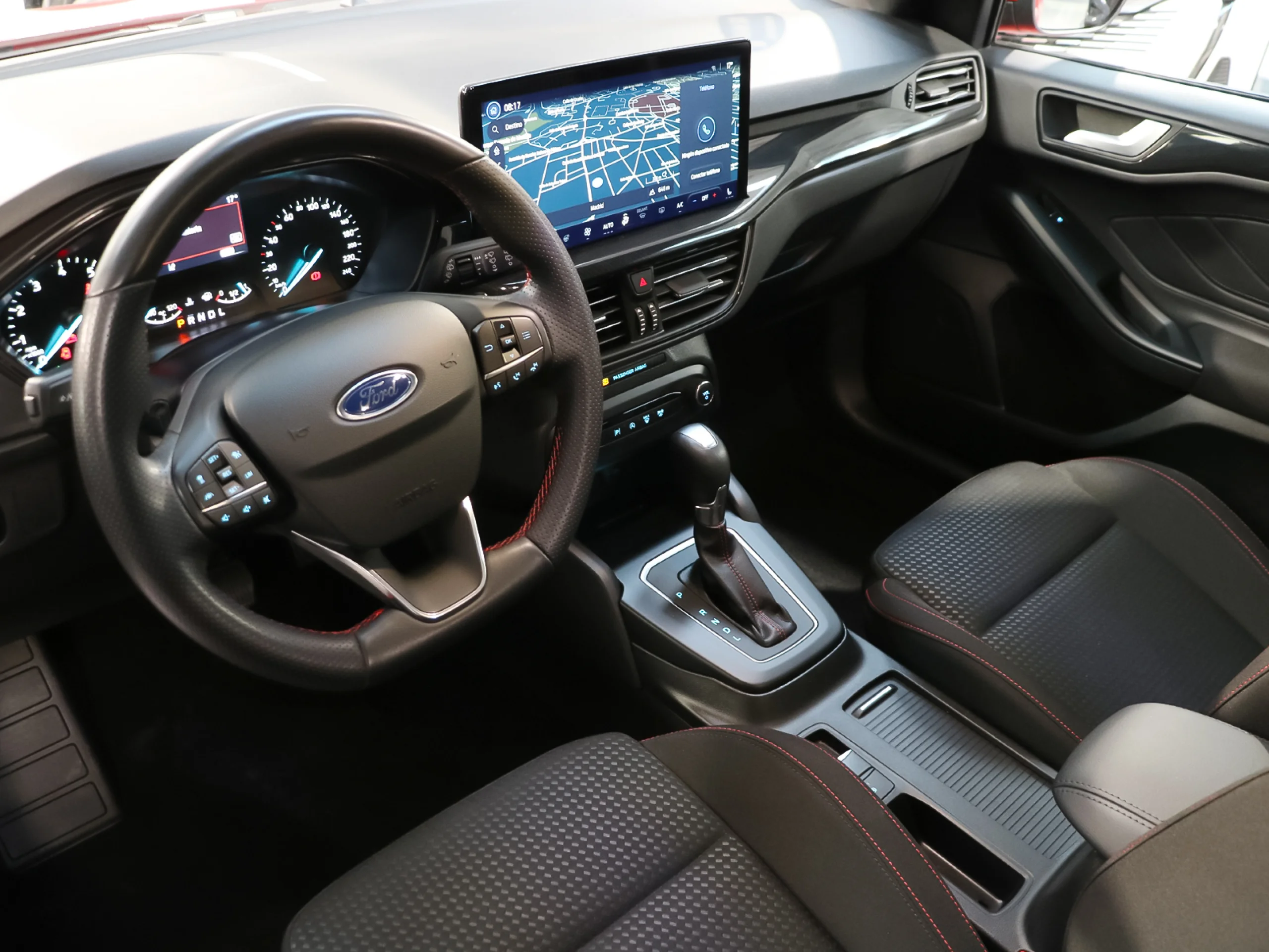 Ford Focus 1.0 Ecoboost MHEV ST-Line Auto 114 kW (155 CV) - Foto 3