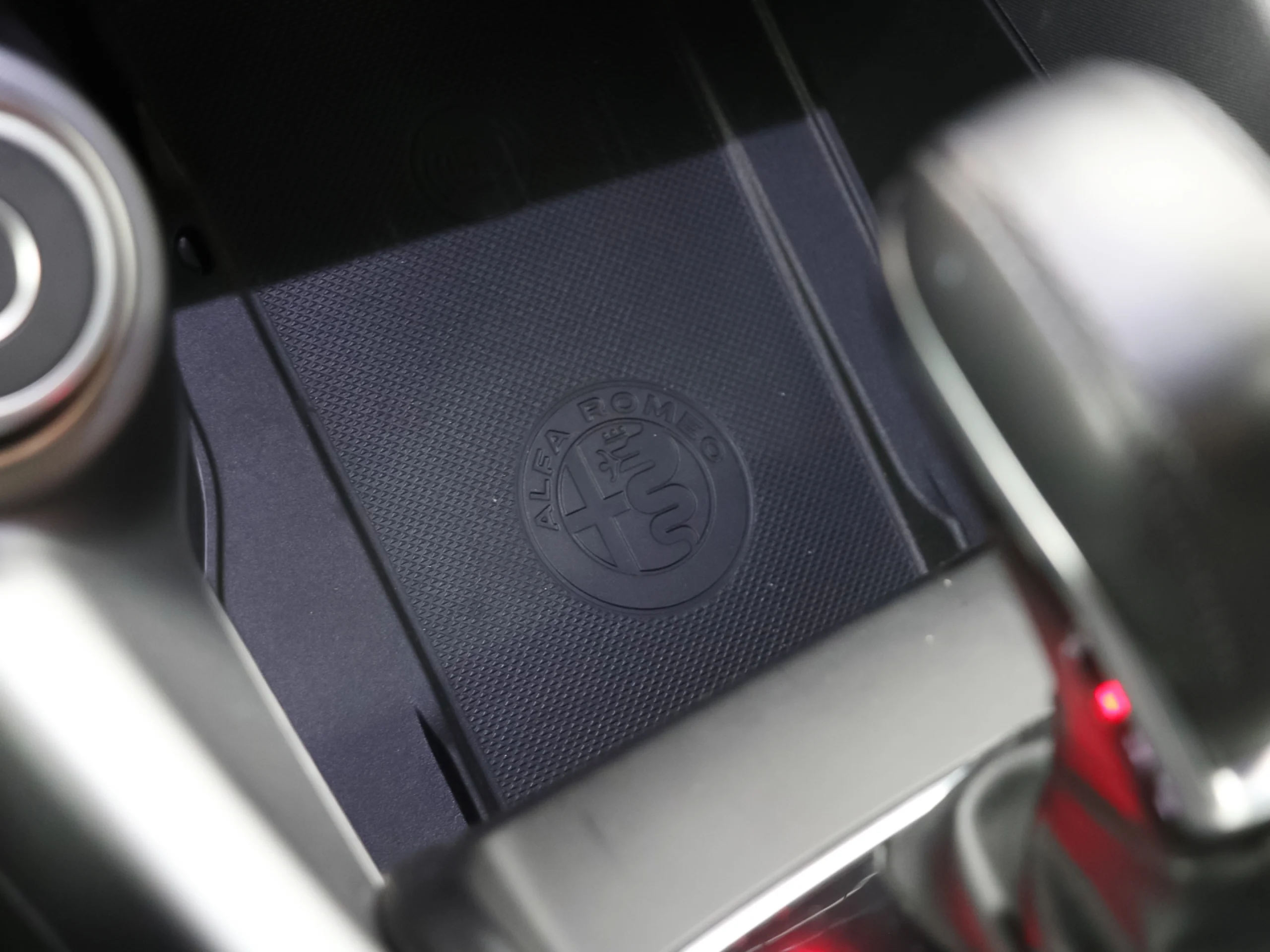 Alfa Romeo Tonale 1.5 MHEV Sprint FWD 96 kW (130 CV) - Foto 22