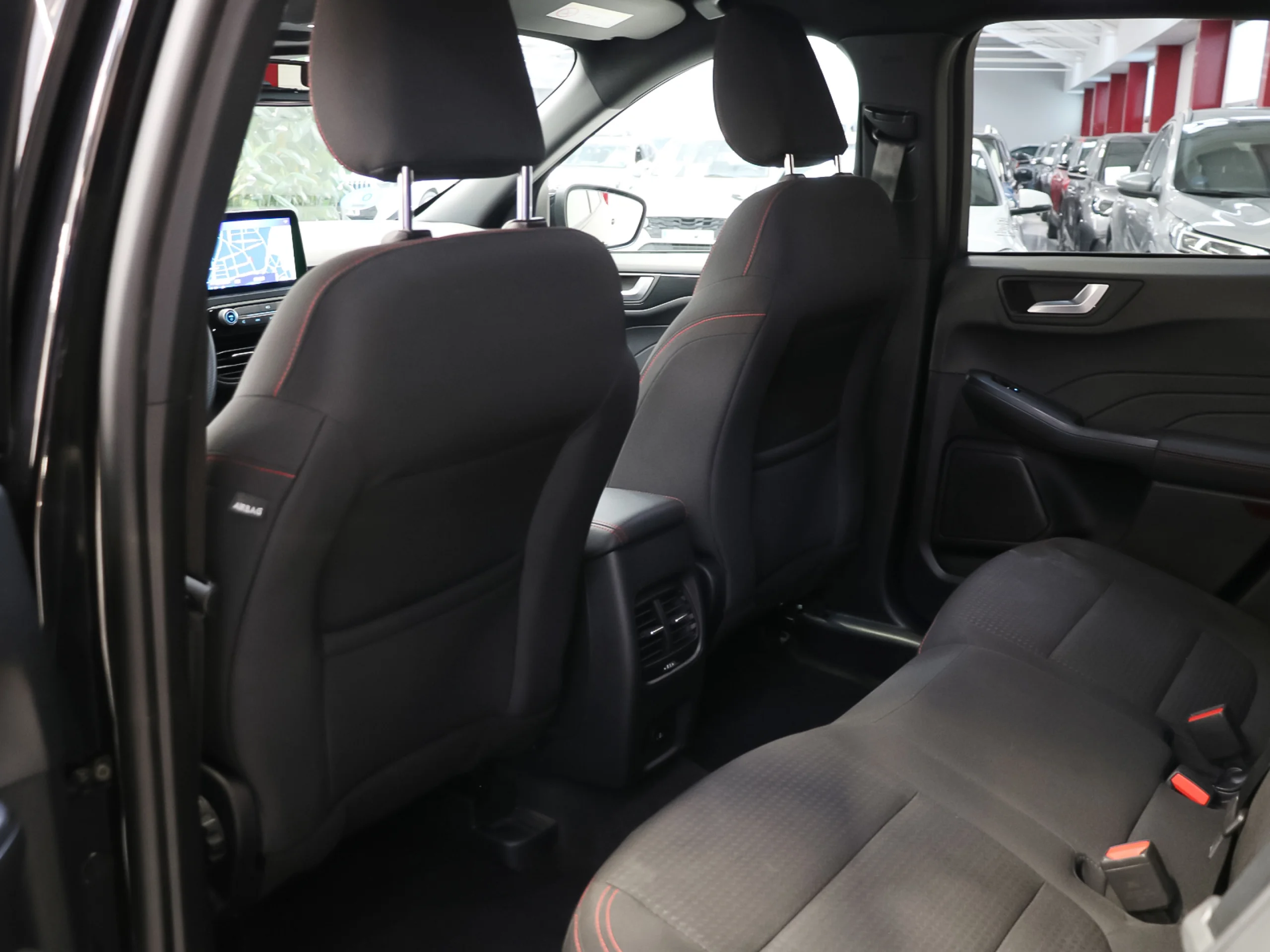 Ford Kuga 2.5 Duratec PHEV ST-Line Auto 165 kW (225 CV) - Foto 9