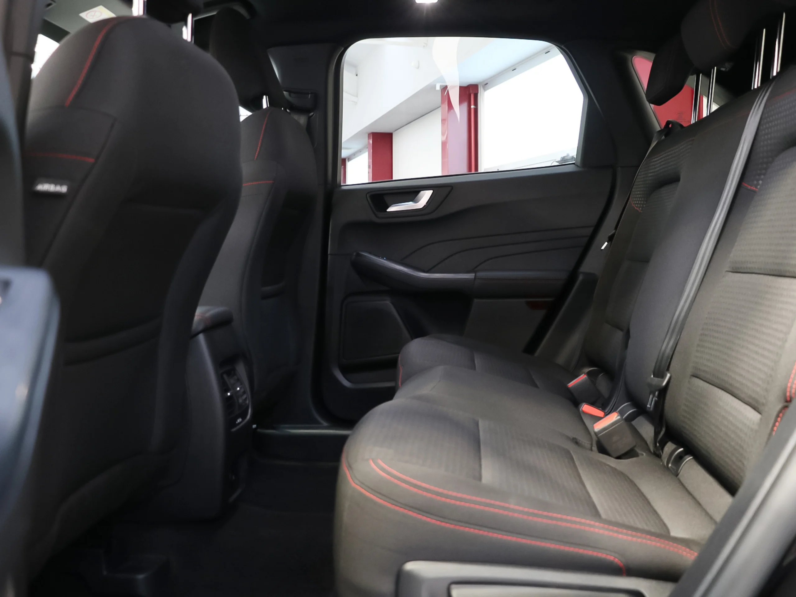 Ford Kuga 2.5 Duratec PHEV ST-Line Auto 165 kW (225 CV) - Foto 10