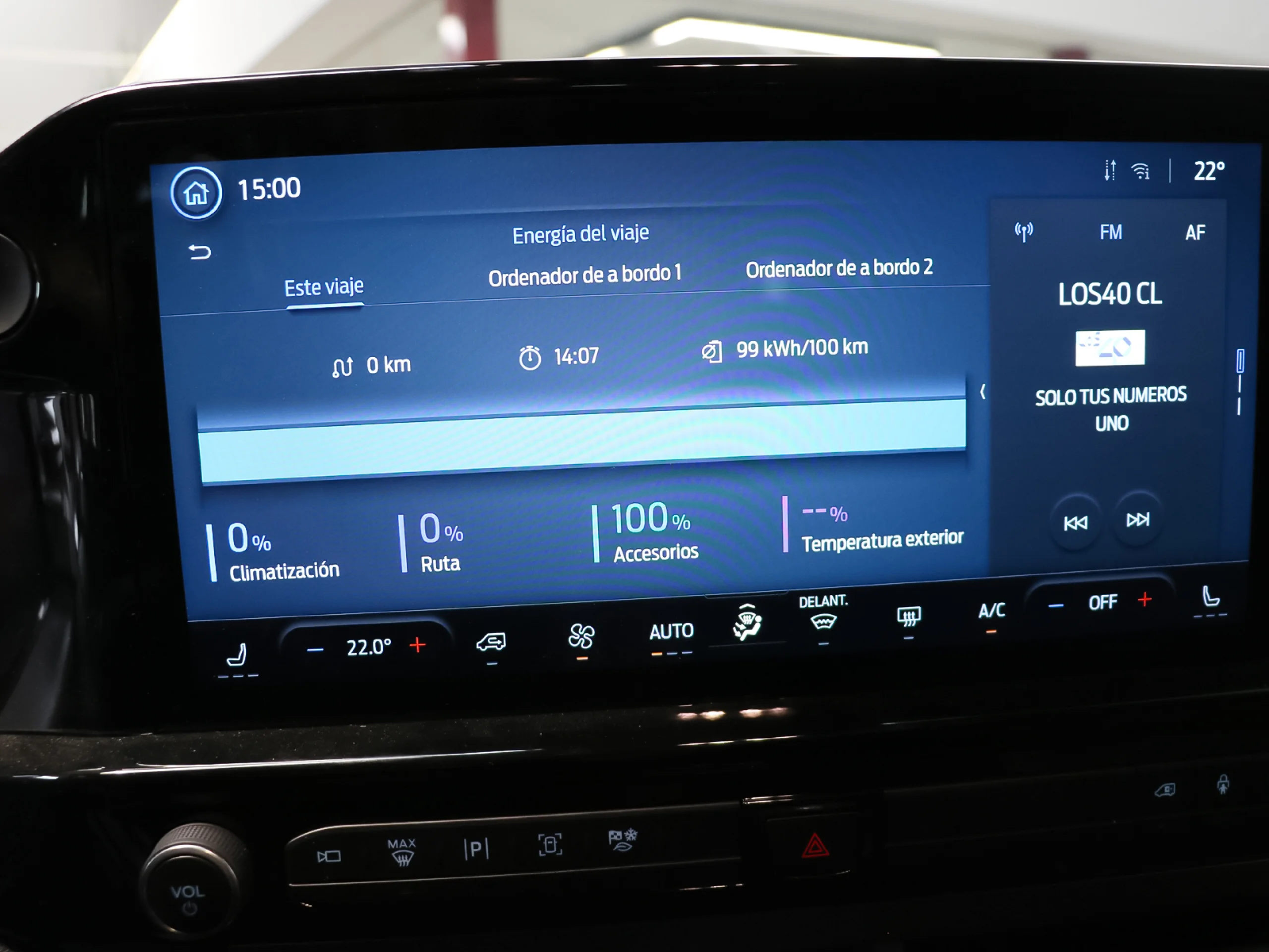 Ford Grand Tourneo Custom BEV 64kWh L2 Titanium X 160 kW (218 CV) - Foto 34