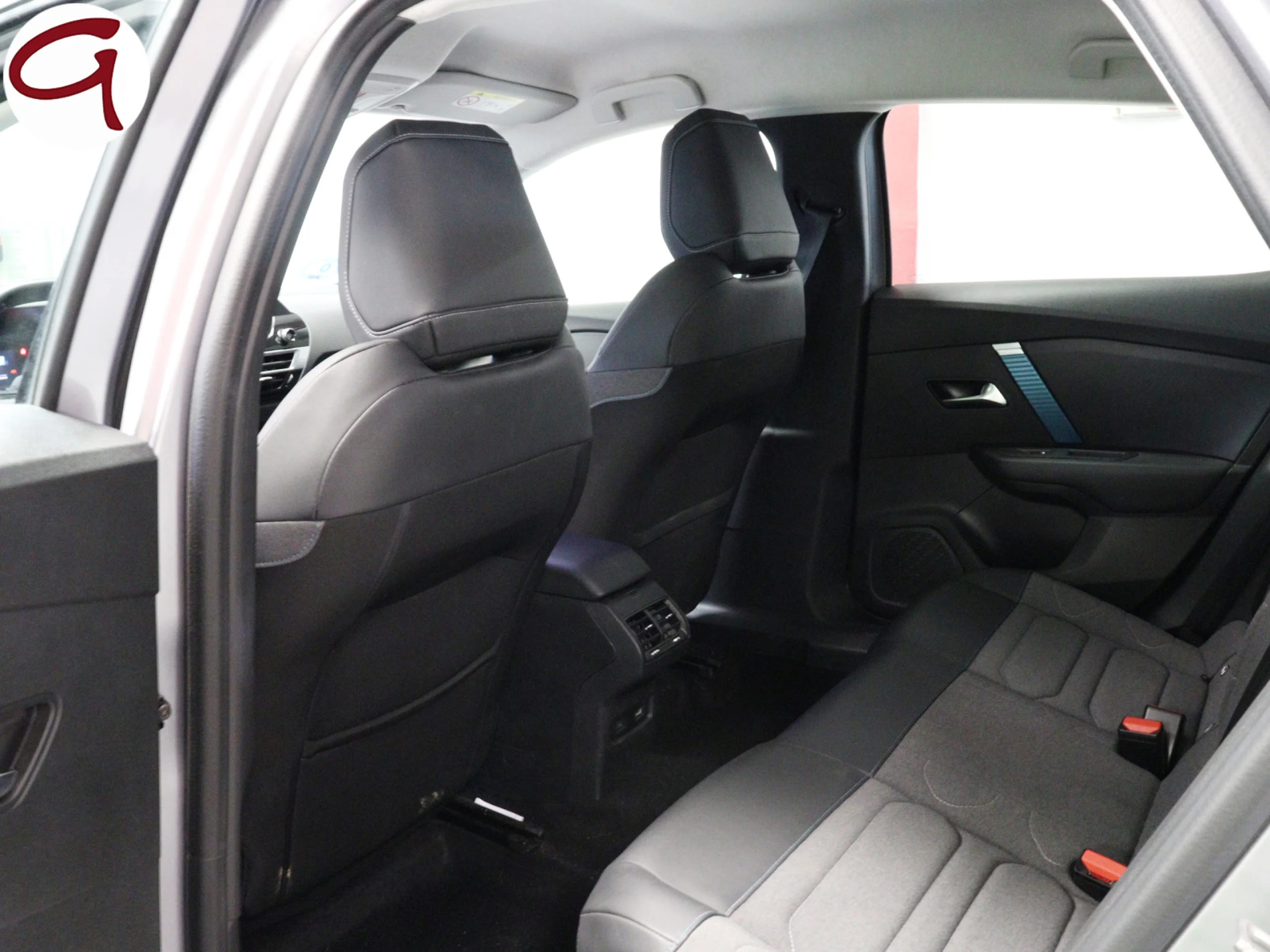 Citroen ë-C4 100kW Electrico C-Series 100 kW (136 CV) - Foto 7