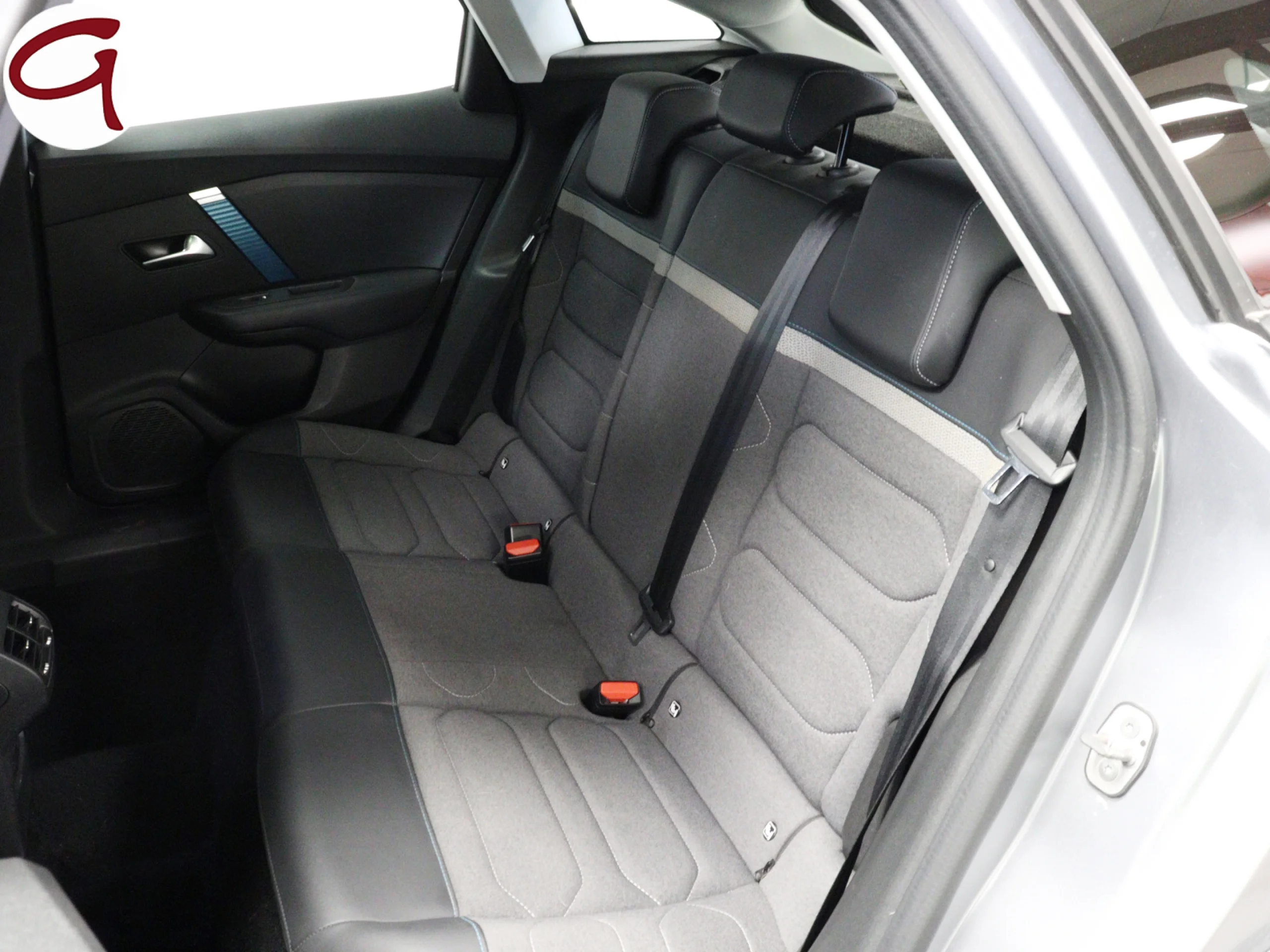 Citroen ë-C4 100kW Electrico C-Series 100 kW (136 CV) - Foto 8