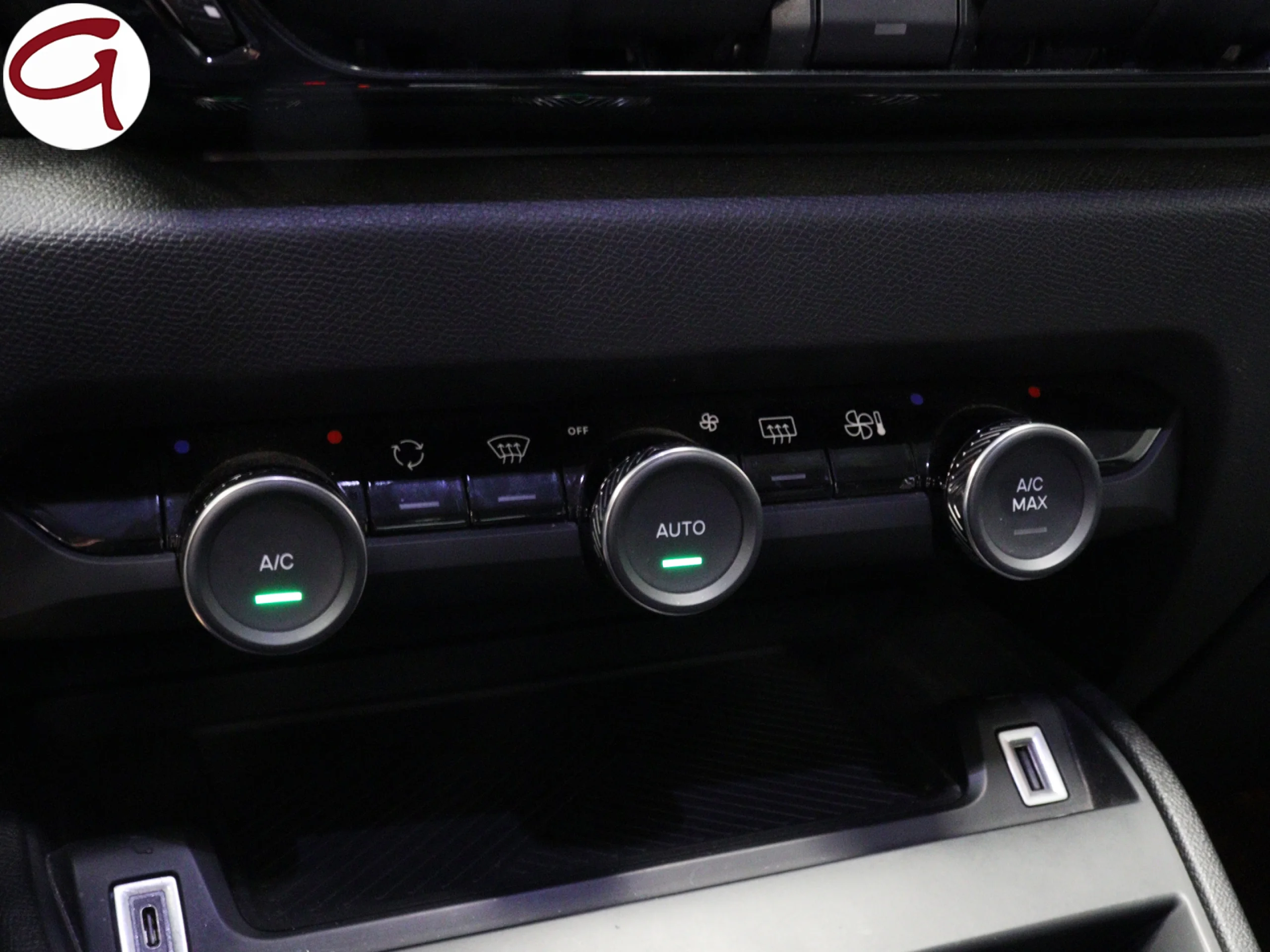 Citroen ë-C4 100kW Electrico C-Series 100 kW (136 CV) - Foto 29