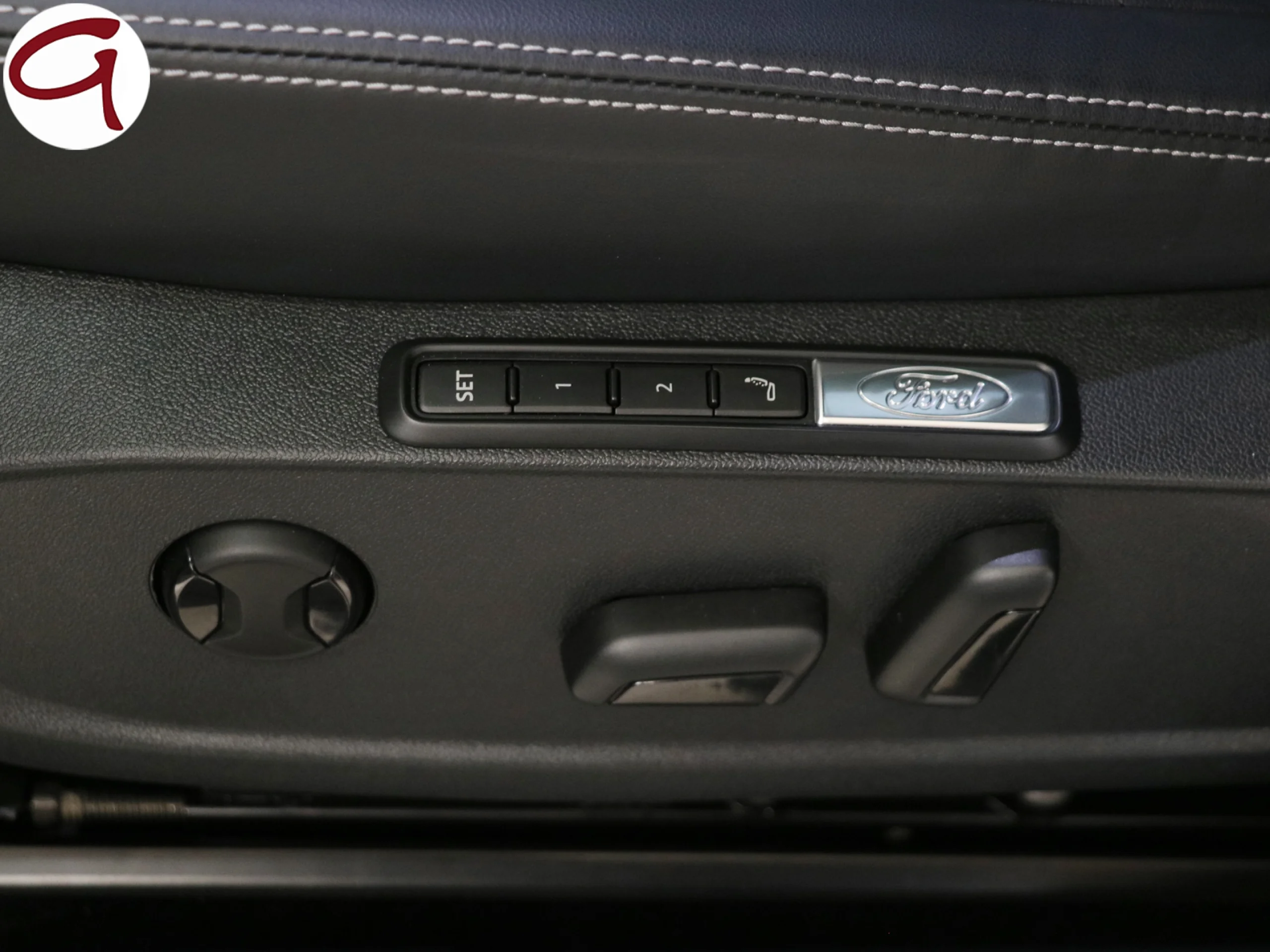 Ford Capri CX740L Premium R. Ext. RWD 77kWh 210 kW (286 CV) - Foto 9