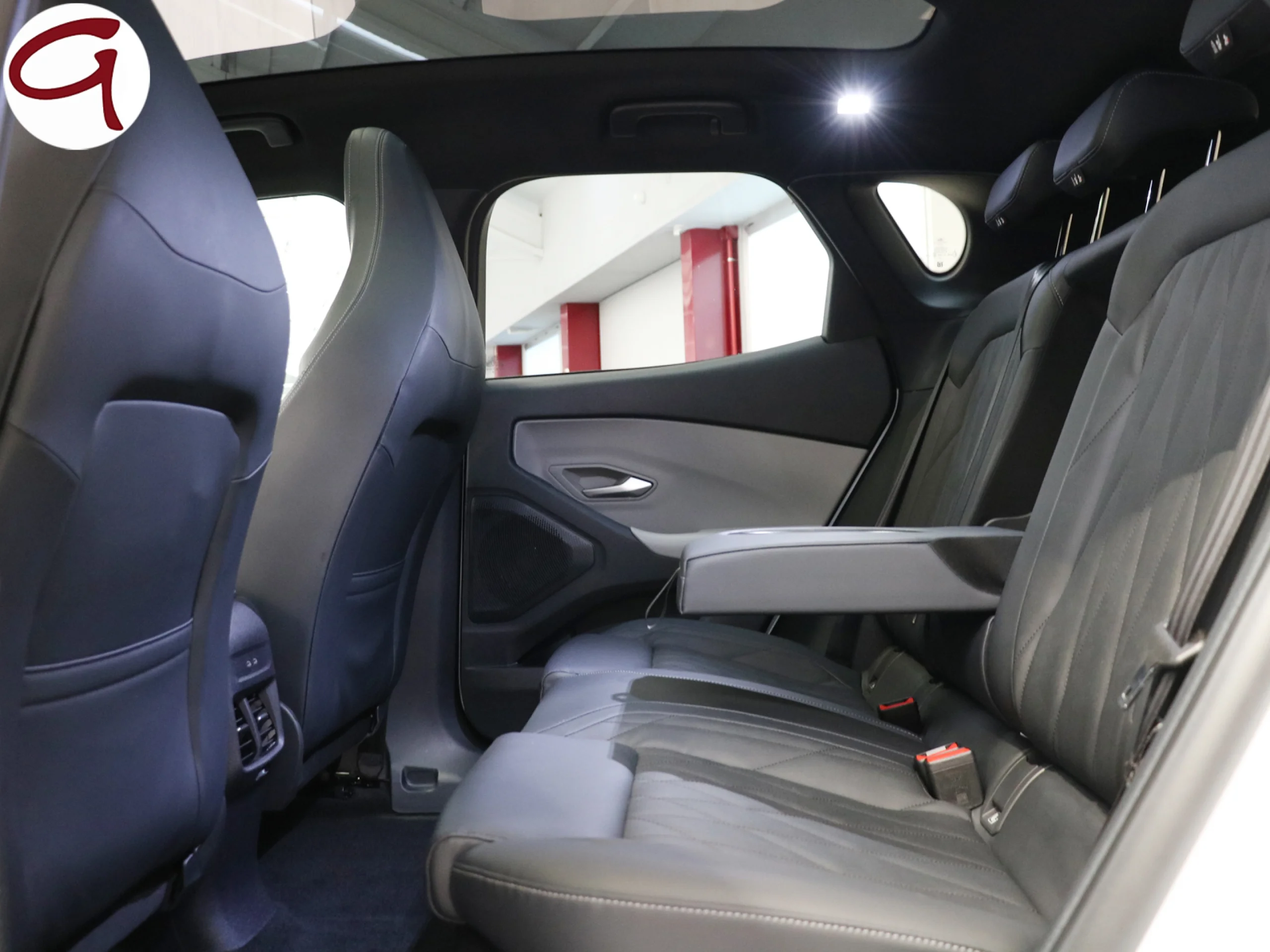 Ford Capri CX740L Premium R. Ext. RWD 77kWh 210 kW (286 CV) - Foto 13