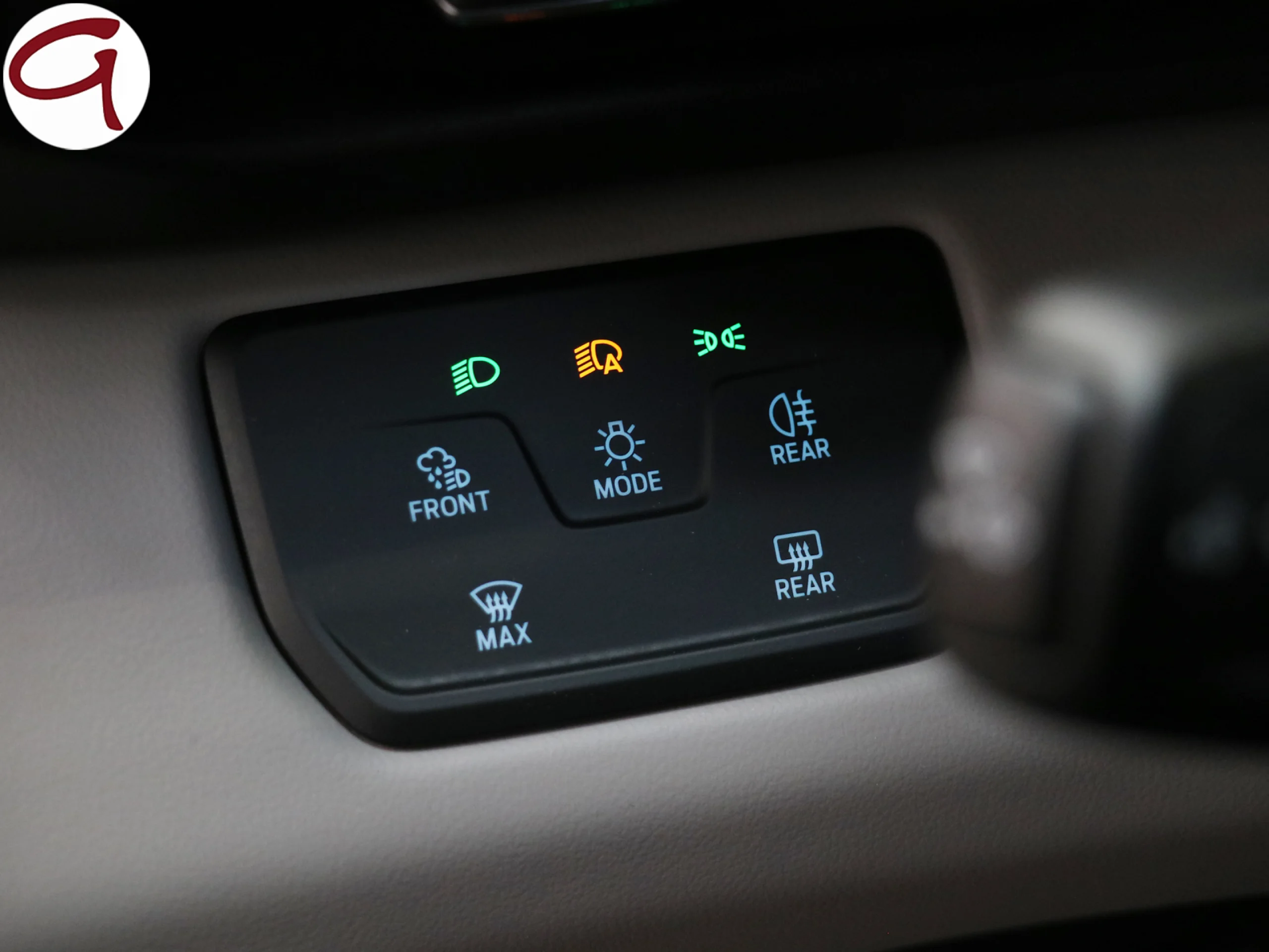 Ford Capri CX740L Premium R. Ext. RWD 77kWh 210 kW (286 CV) - Foto 42