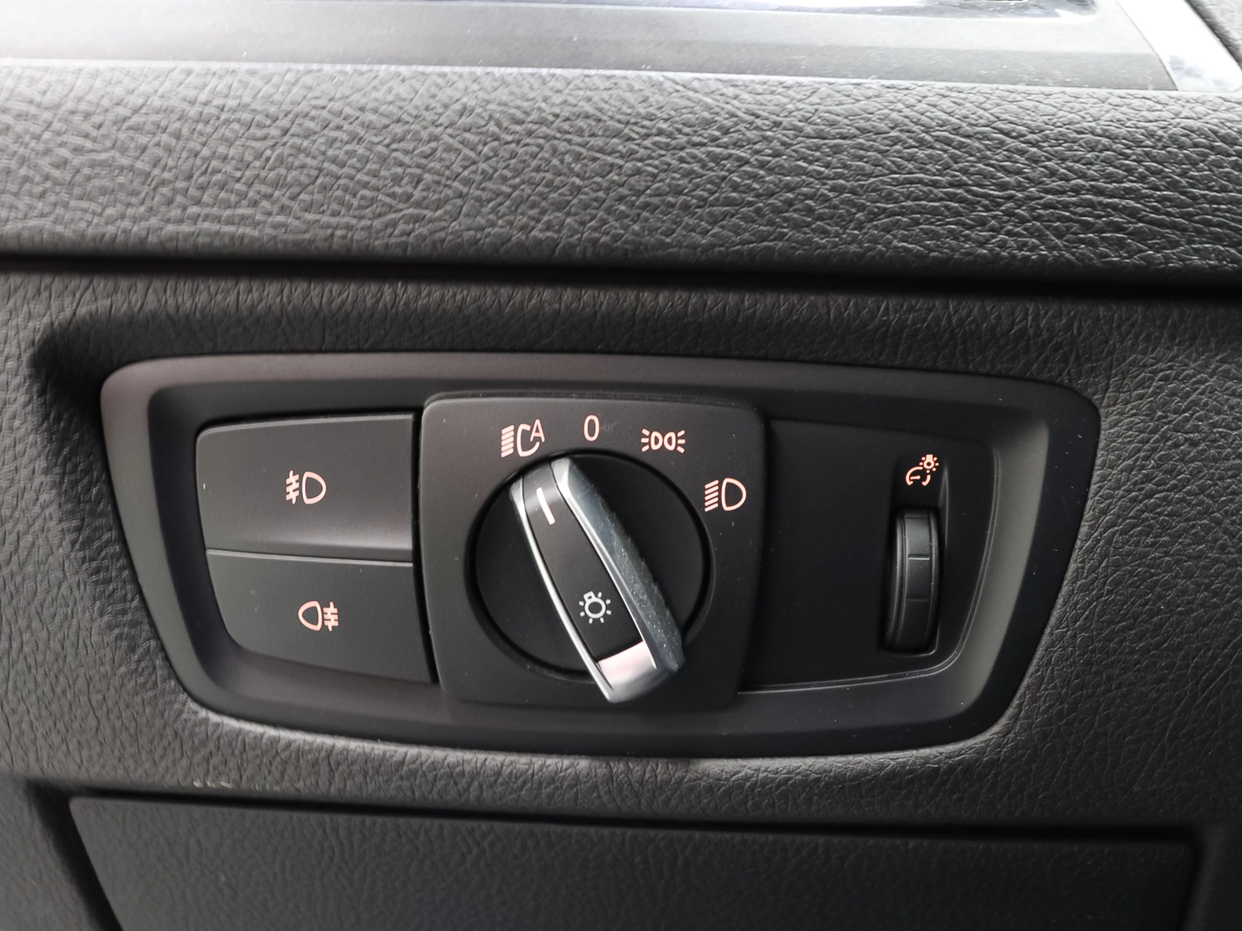 BMW Serie 1 116d 85 kW (116 CV) - Foto 9