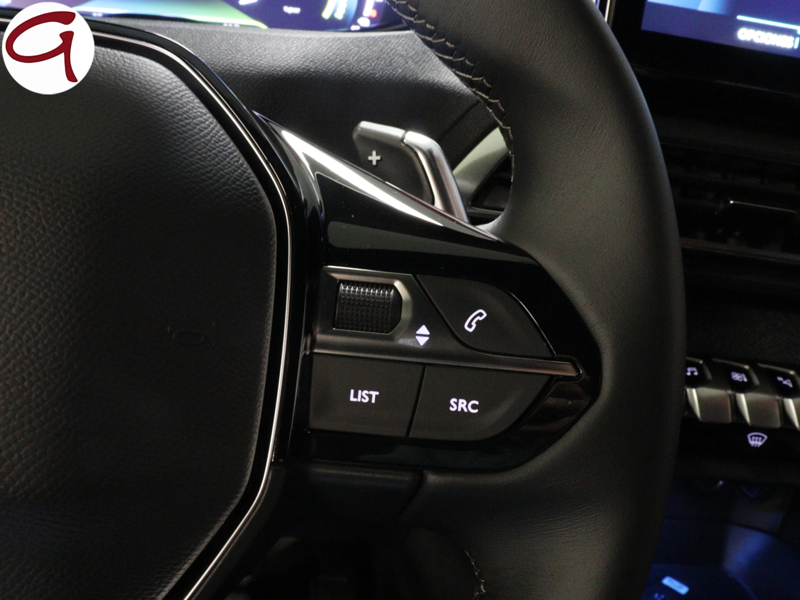 Peugeot 3008 Hybrid 180 Allure Pack e-EAT8 132 kW (180 CV) - Foto 8