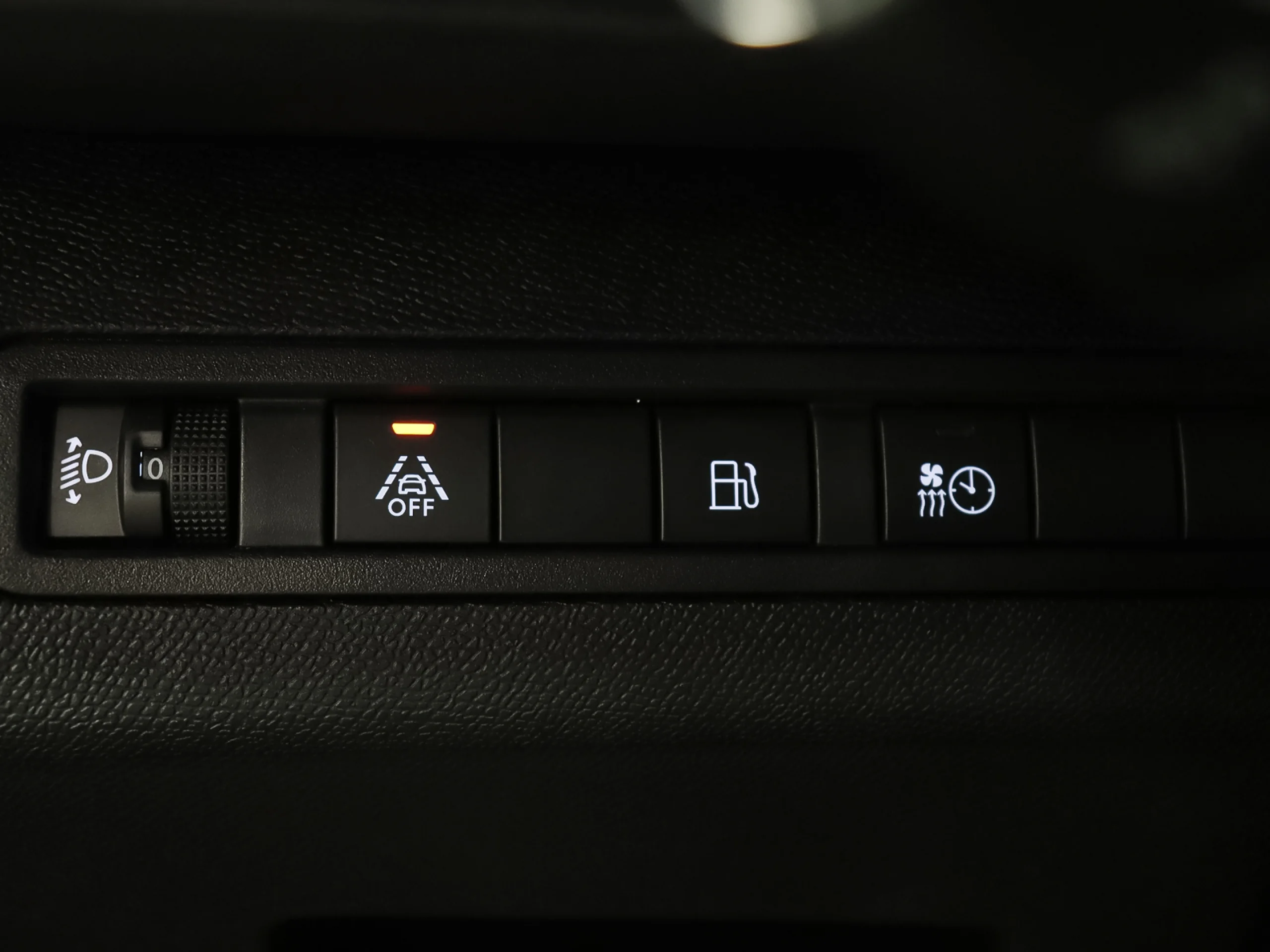 Peugeot 3008 Hybrid 180 Allure Pack e-EAT8 132 kW (180 CV) - Foto 9