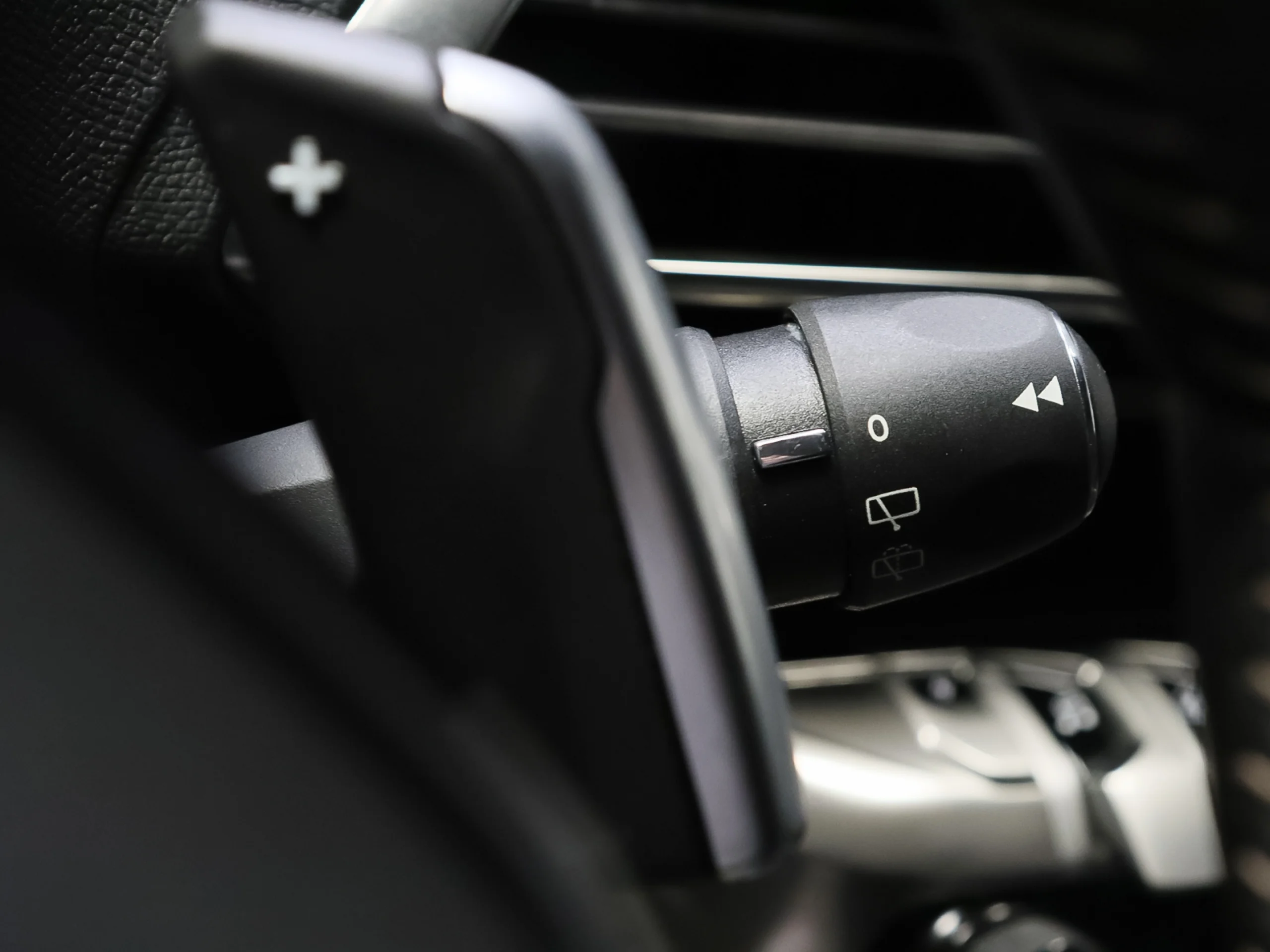 Peugeot 3008 Hybrid 180 Allure Pack e-EAT8 132 kW (180 CV) - Foto 14