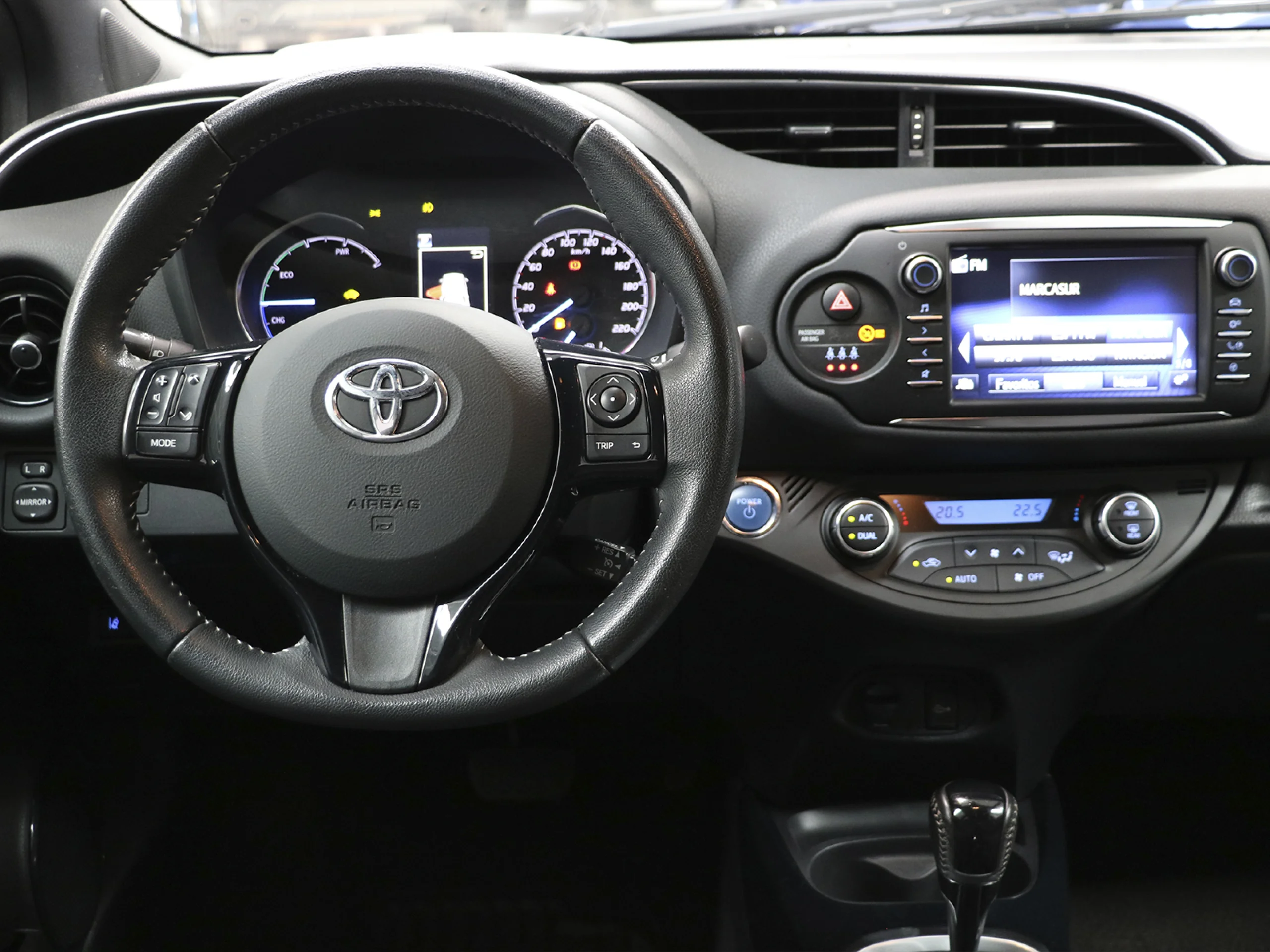 Toyota Yaris 1.5 Hybrid Feel 74 kW (100 CV) - Foto 11