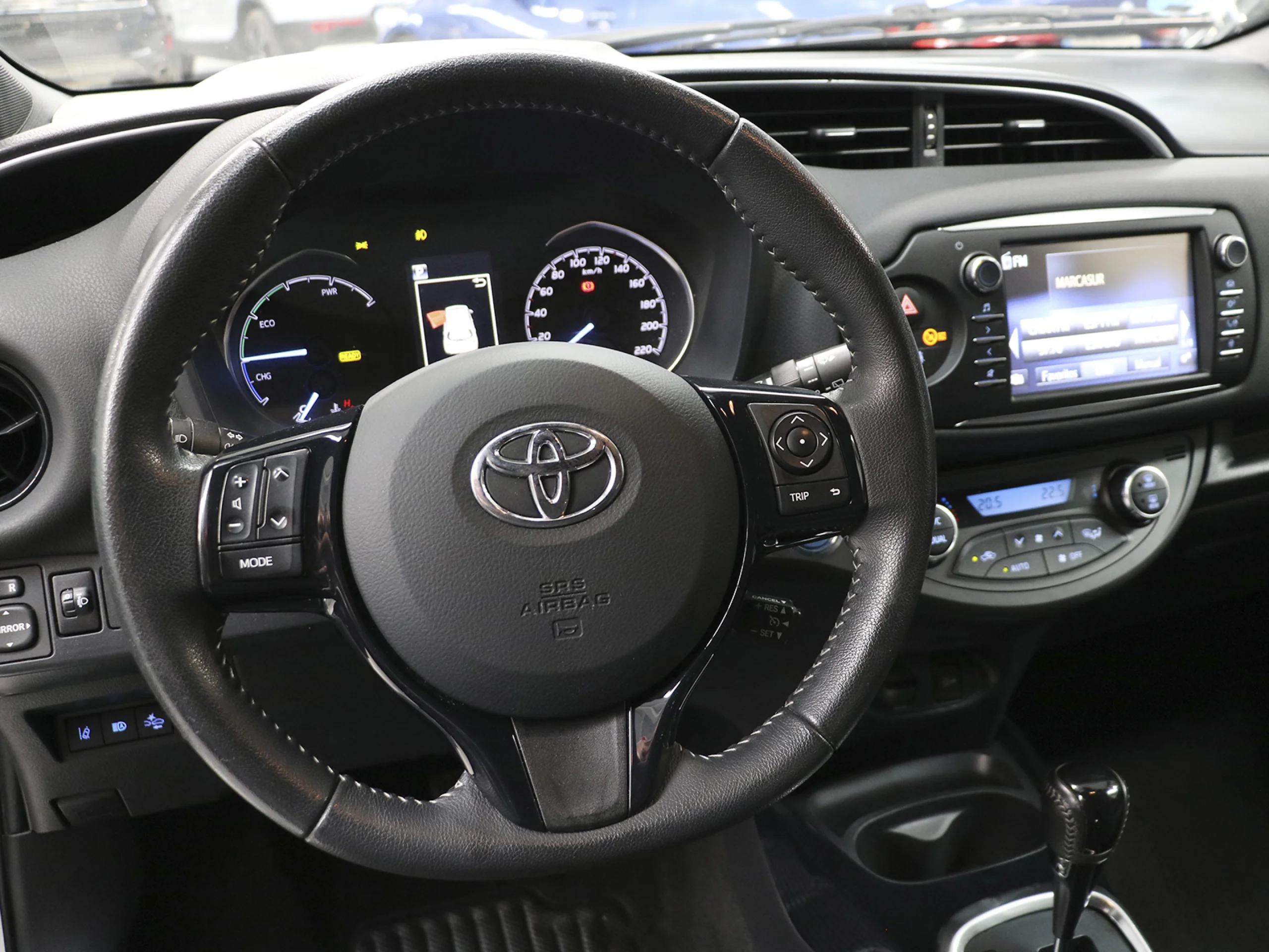 Toyota Yaris 1.5 Hybrid Feel 74 kW (100 CV) - Foto 23