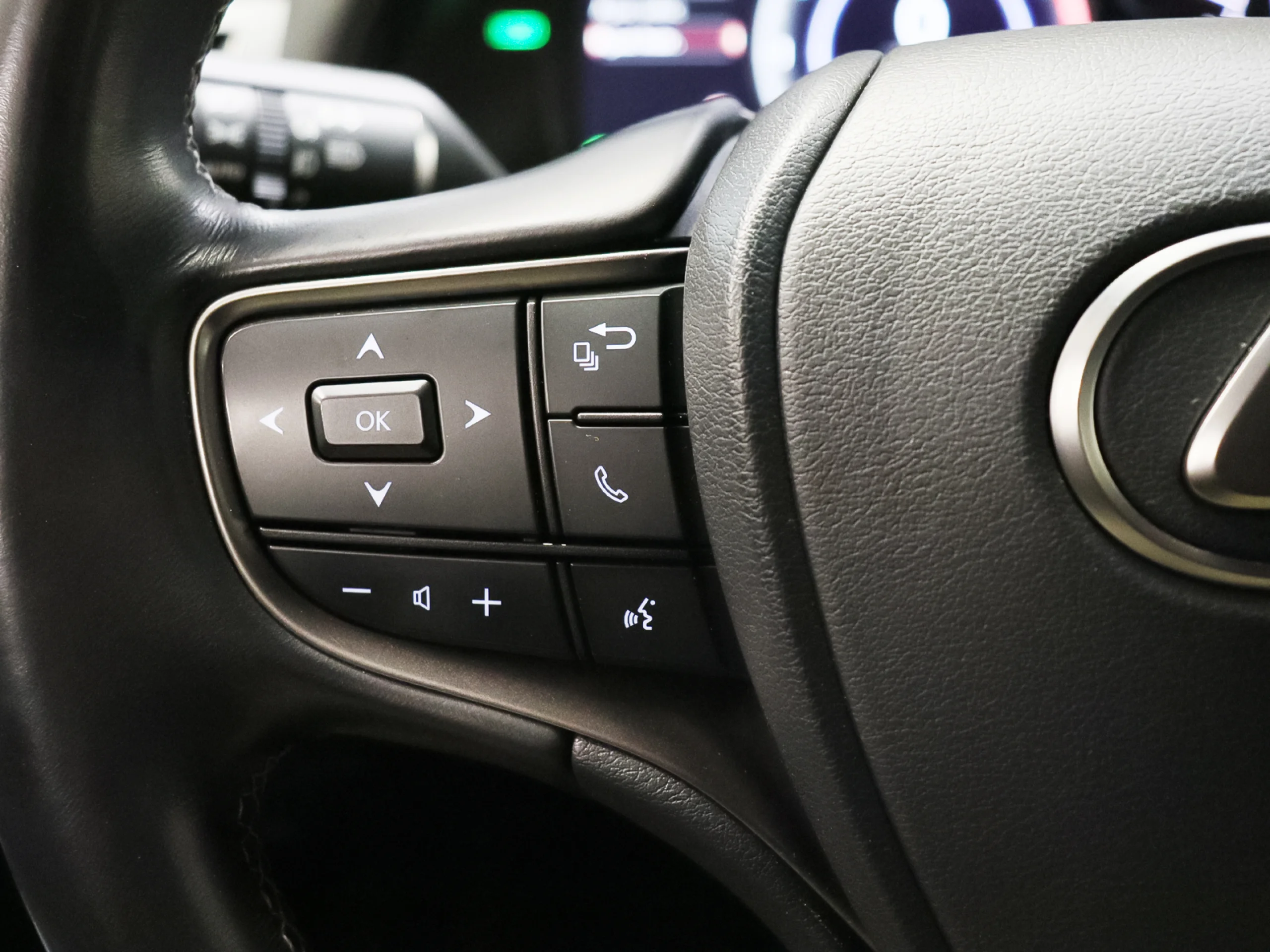 Lexus UX 250h Business 2WD 135 kW (184 CV) - Foto 11