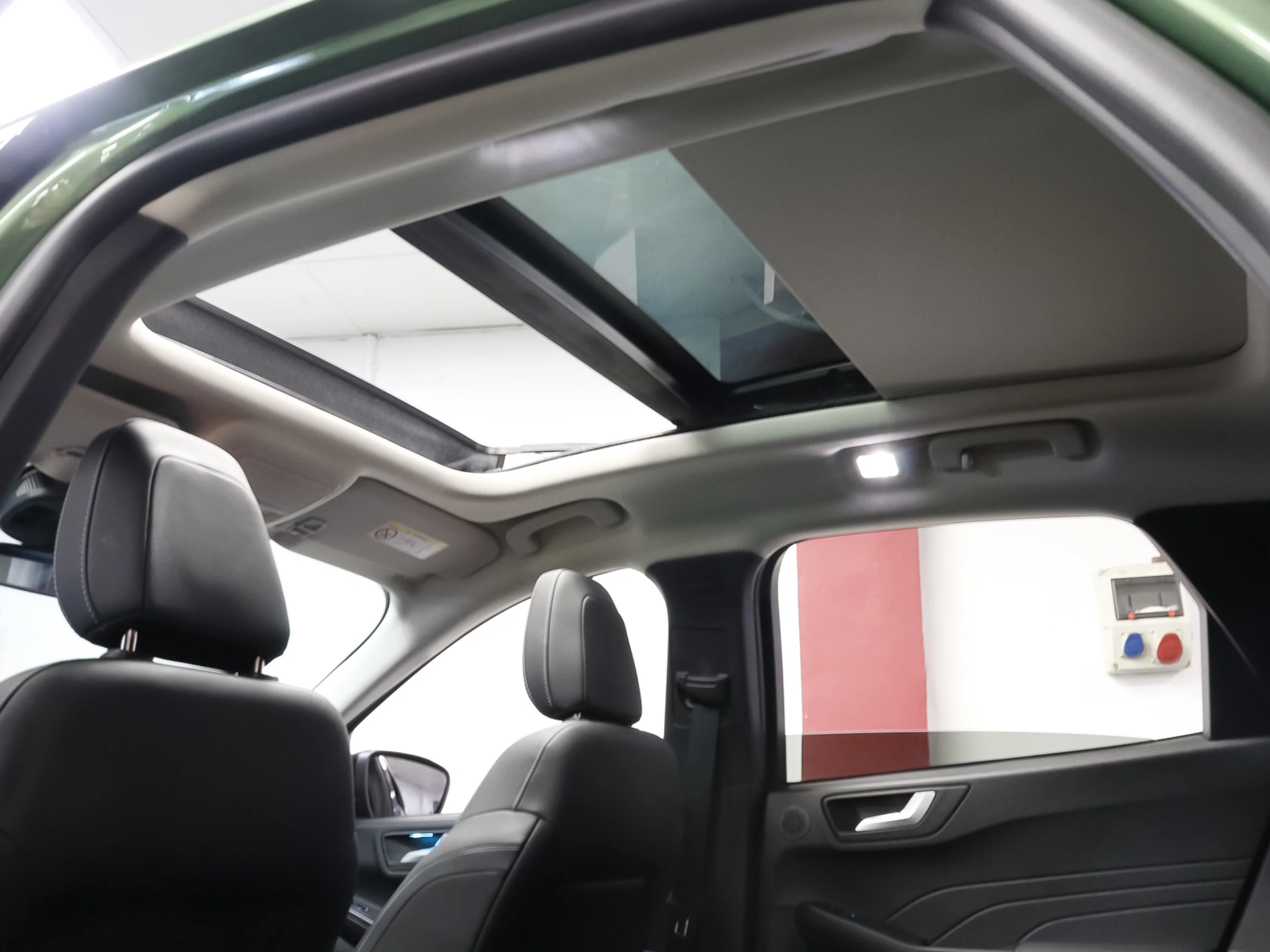 Ford Kuga 2.5 Duratec PHEV Active X 178 kW (243 CV) - Foto 10