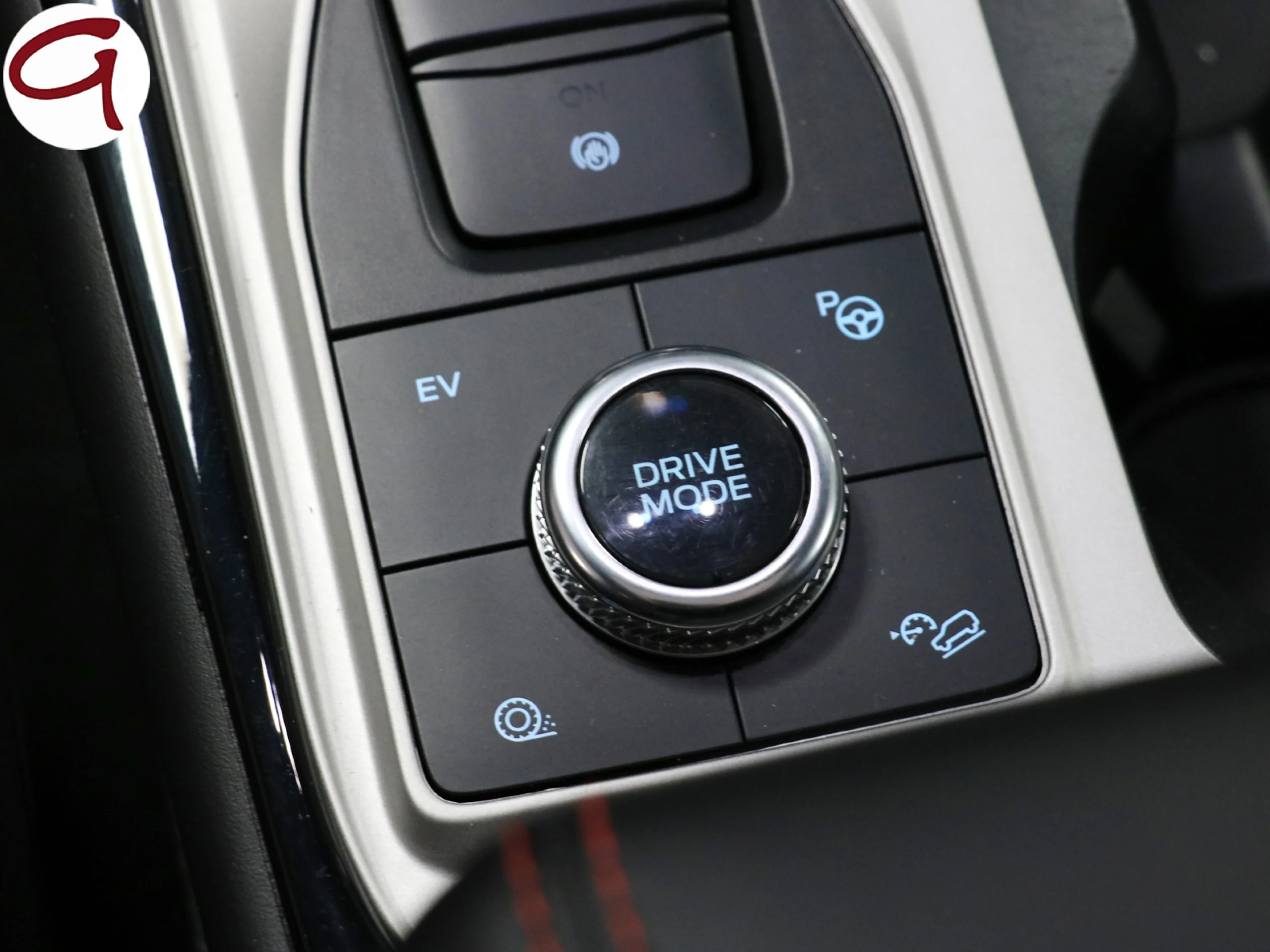 Ford Explorer 3.0 PHEV ST Line AWD 336 kW (457 CV) - Foto 27