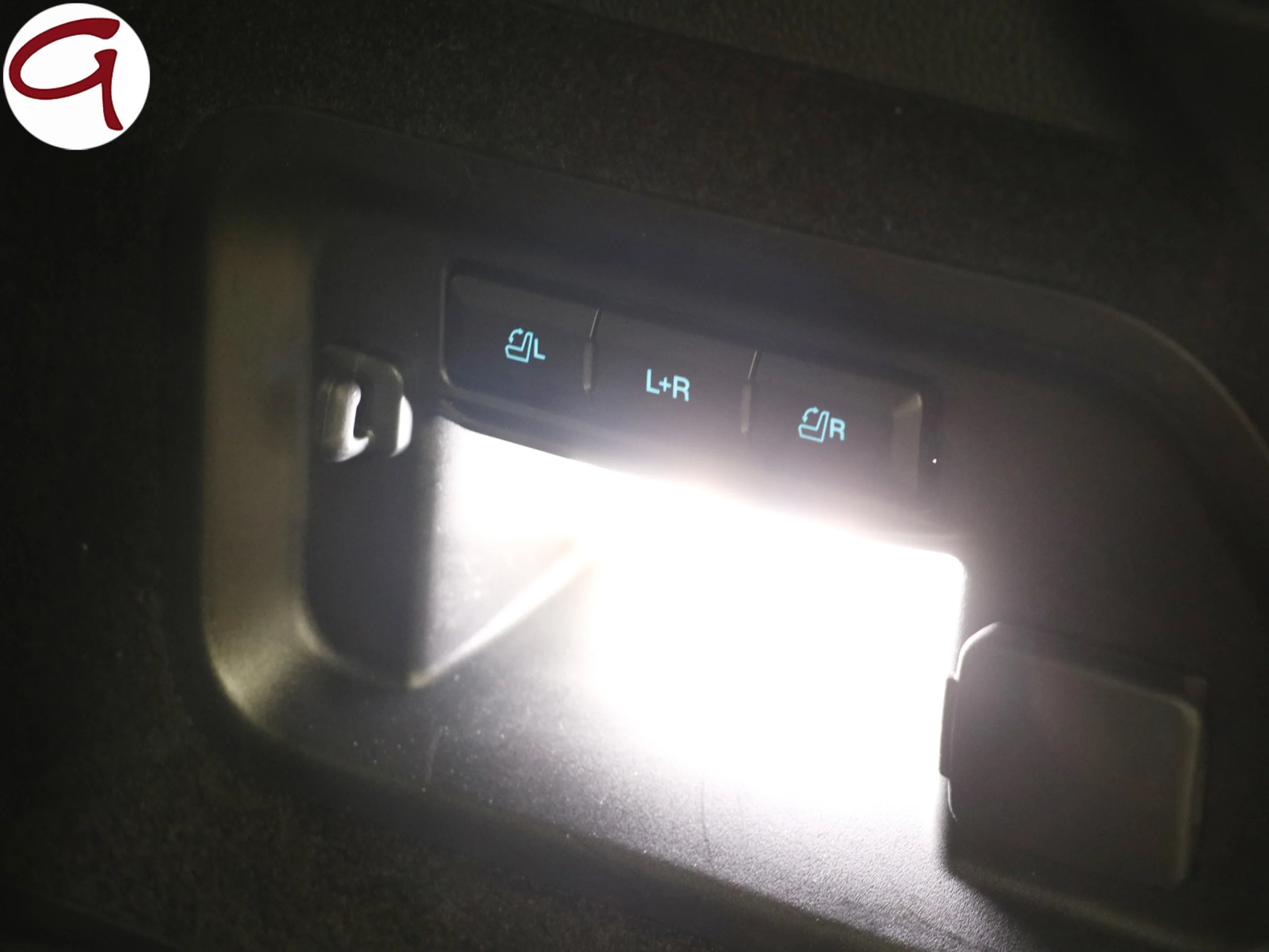 Ford Explorer 3.0 PHEV ST Line AWD 336 kW (457 CV) - Foto 53