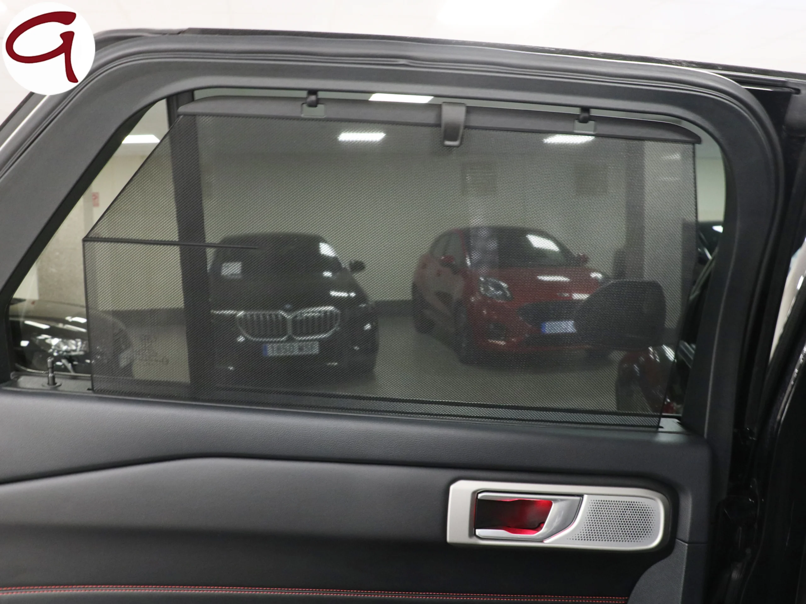 Ford Explorer 3.0 PHEV ST Line AWD 336 kW (457 CV) - Foto 15