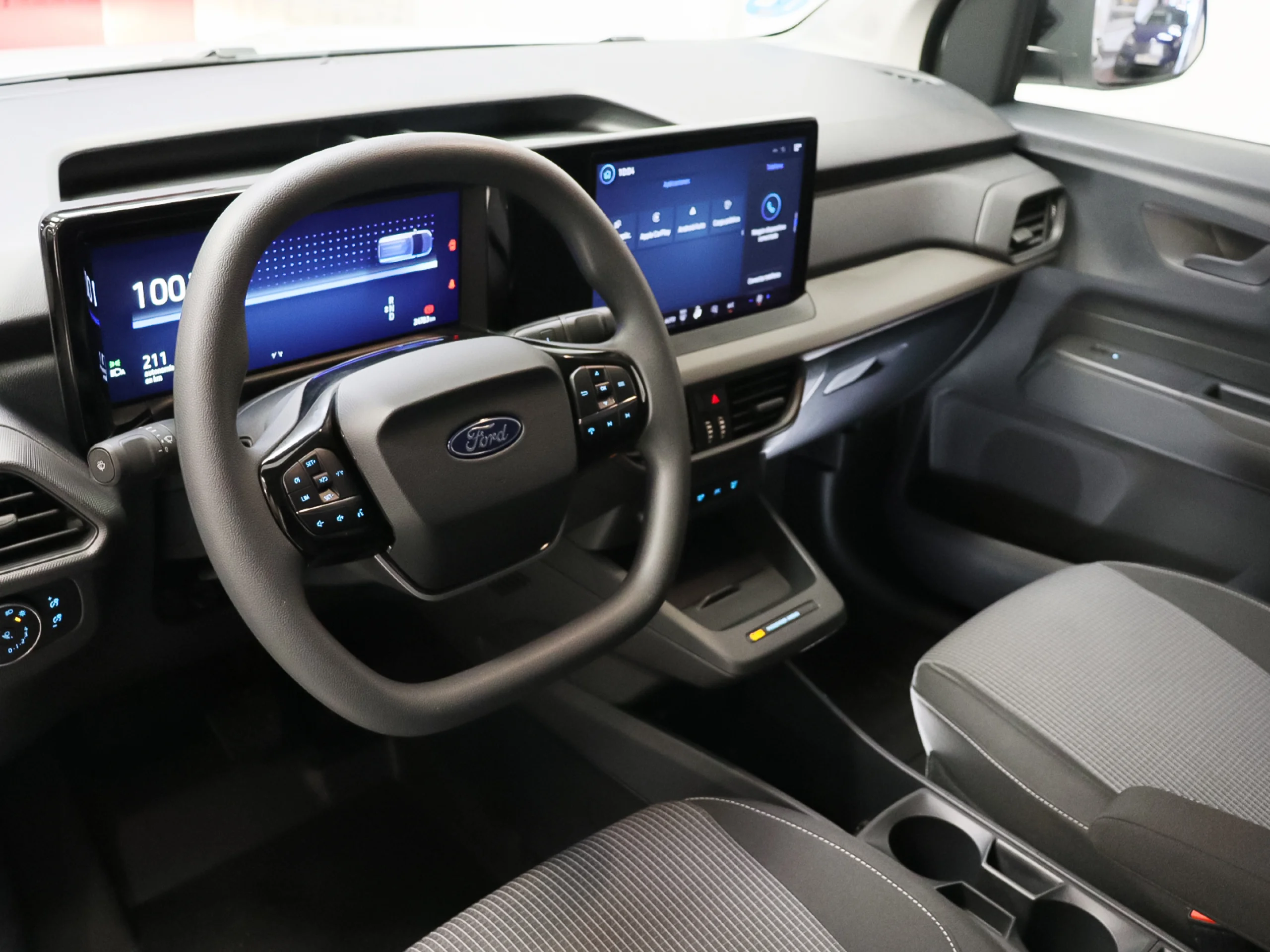 Ford Transit Courier Furgon BEV 54kWh Trend Auto 100 kW (136 CV) - Foto 3