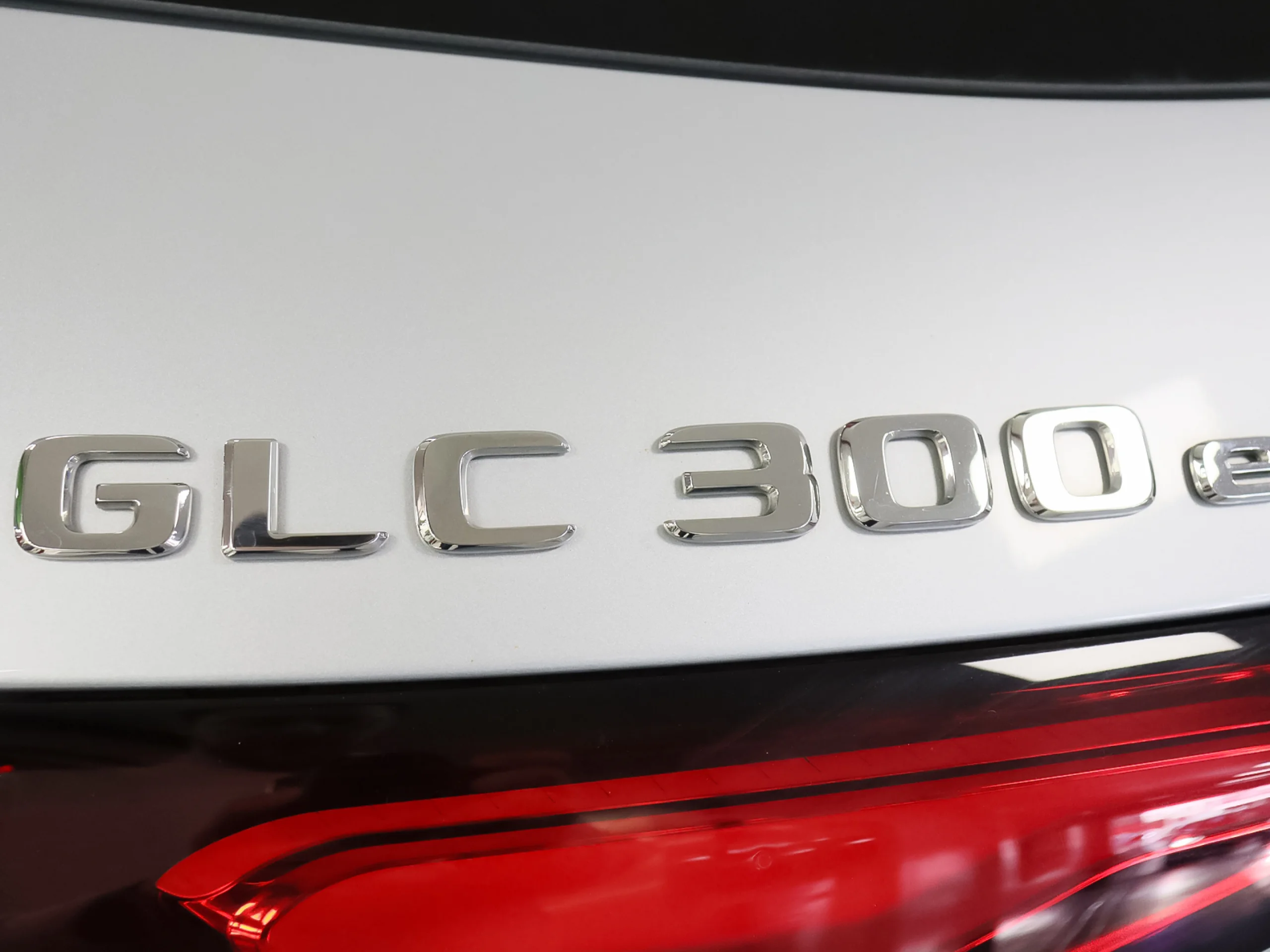 Mercedes-Benz GLC 300 e 4Matic 230 kW (313 CV) - Foto 56