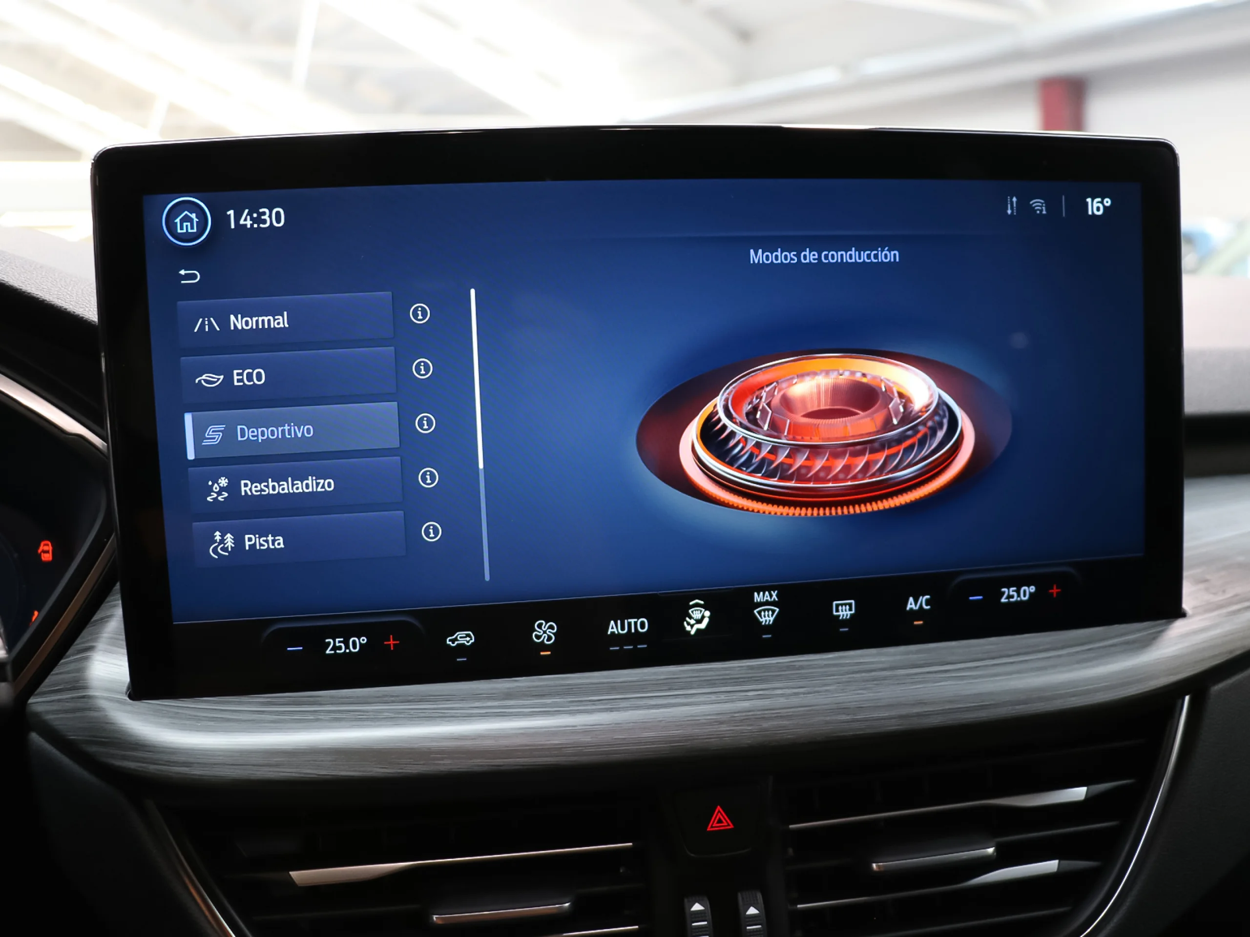 Ford Kuga 2.5 Duratec FHEV Active 4x4 Auto 134 kW (183 CV) - Foto 21