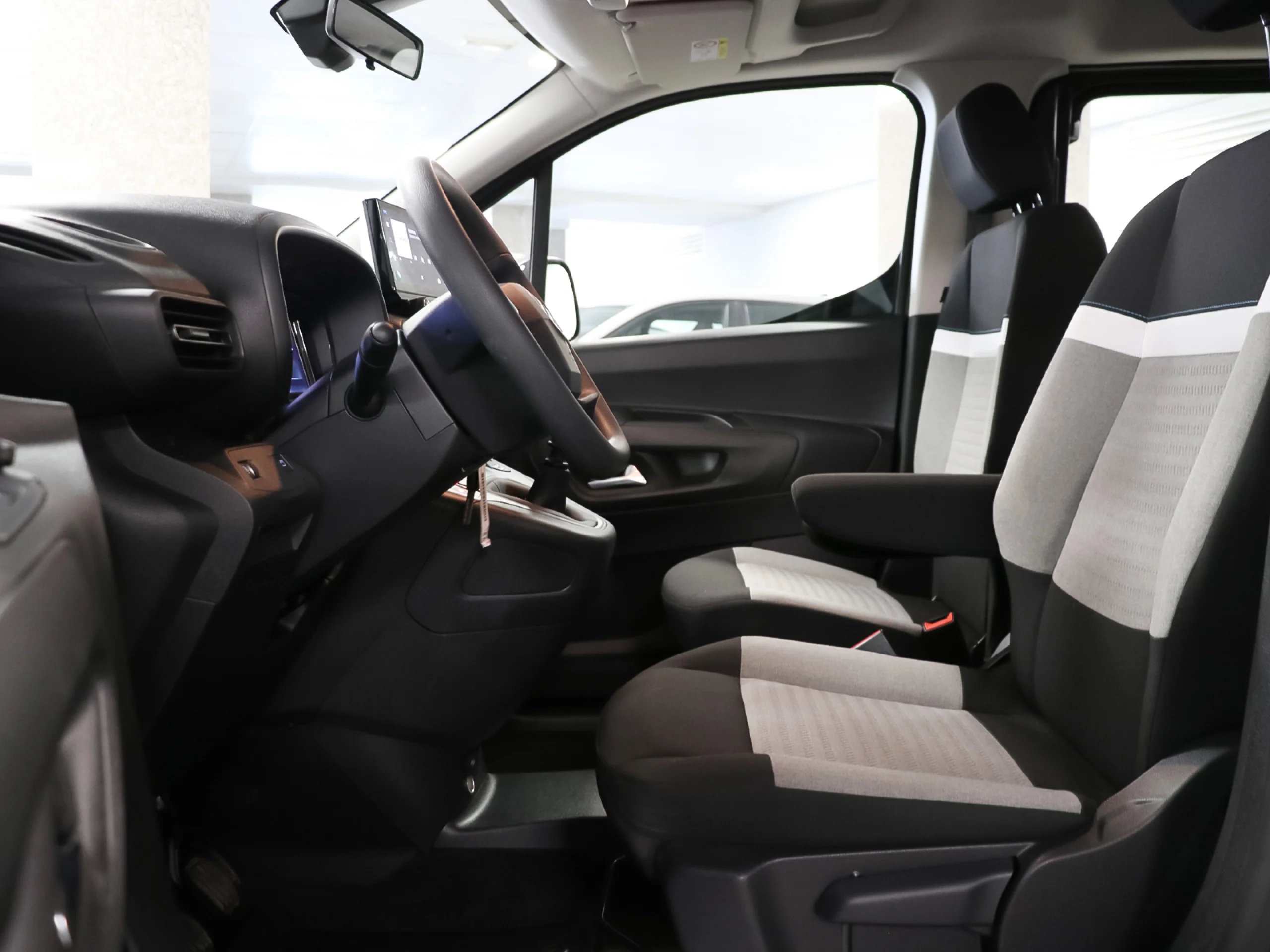 Citroen Berlingo BlueHDi 100 S&S Plus Talla XL 75 kW (102 CV) - Foto 7