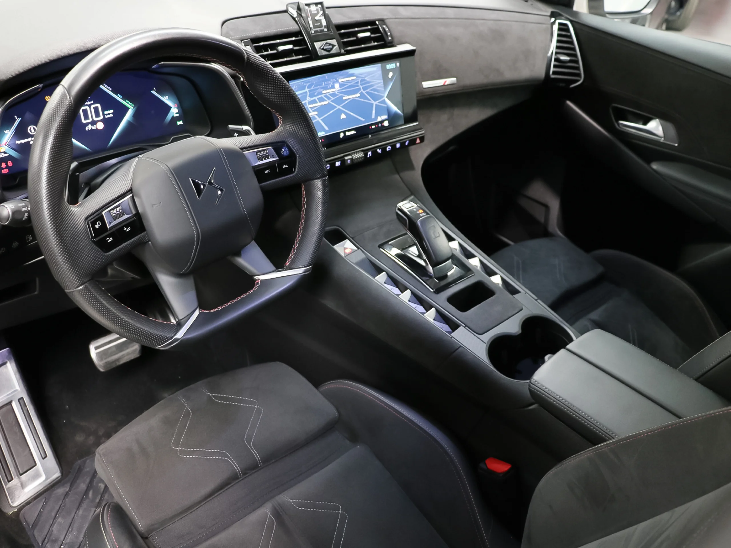 DS DS7 Crossback E-Tense 225 Performance Line+ Auto 165 kW (225 CV) - Foto 3