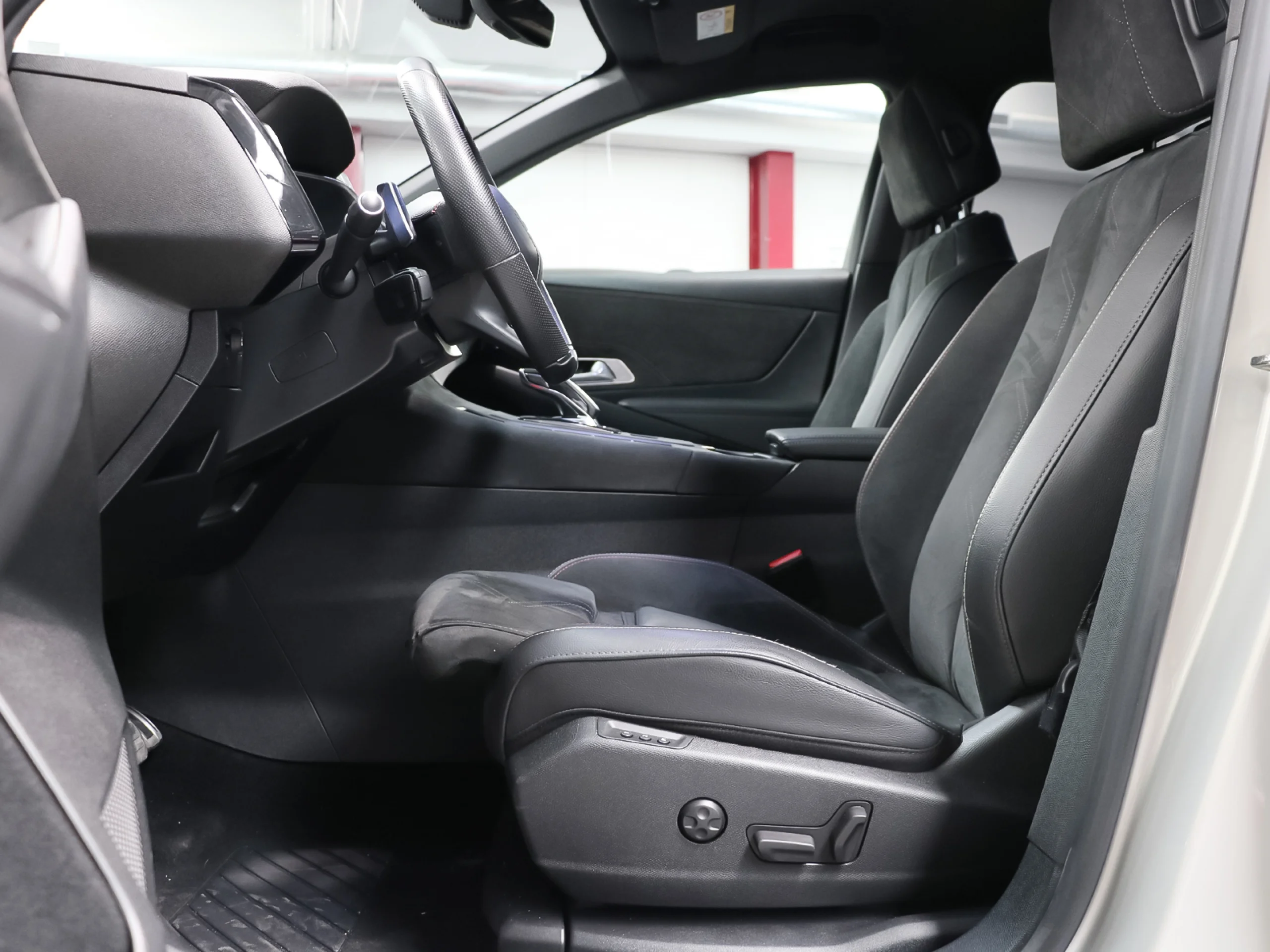 DS DS7 Crossback E-Tense 225 Performance Line+ Auto 165 kW (225 CV) - Foto 6