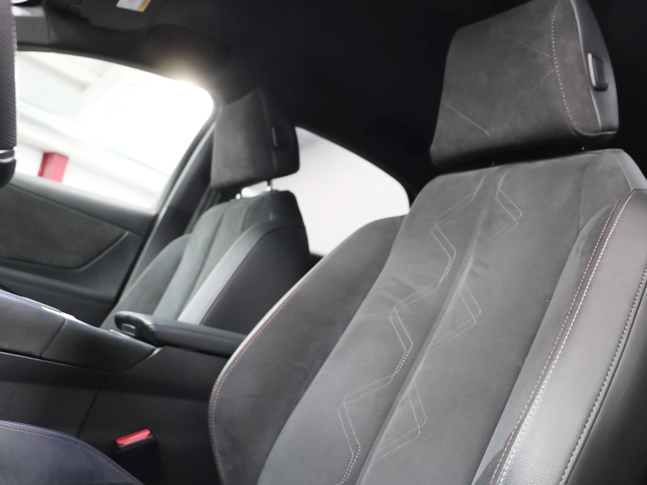 DS DS7 Crossback E-Tense 225 Performance Line+ Auto 165 kW (225 CV) - Foto 9