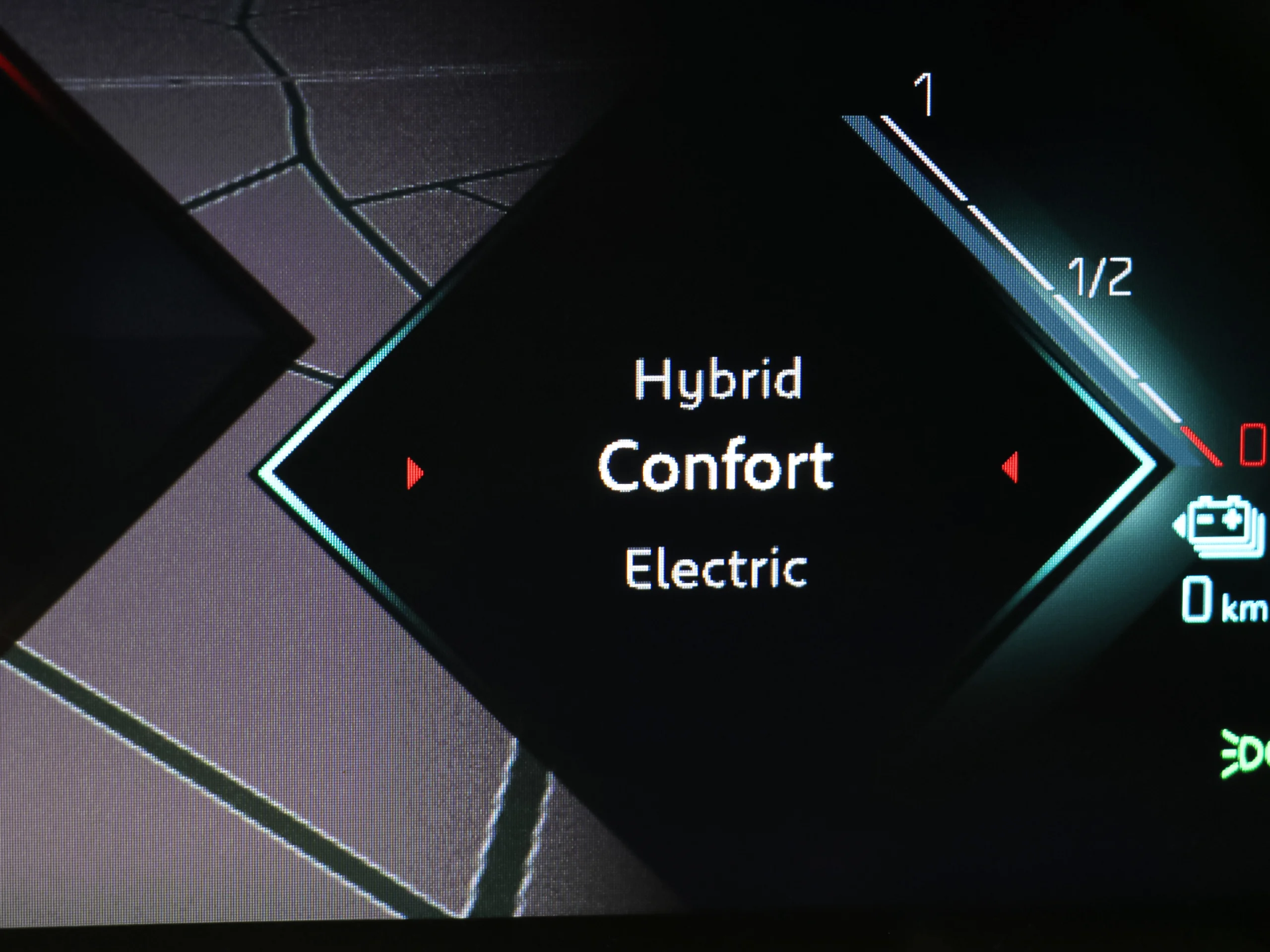 DS DS7 Crossback E-Tense 225 Performance Line+ Auto 165 kW (225 CV) - Foto 33