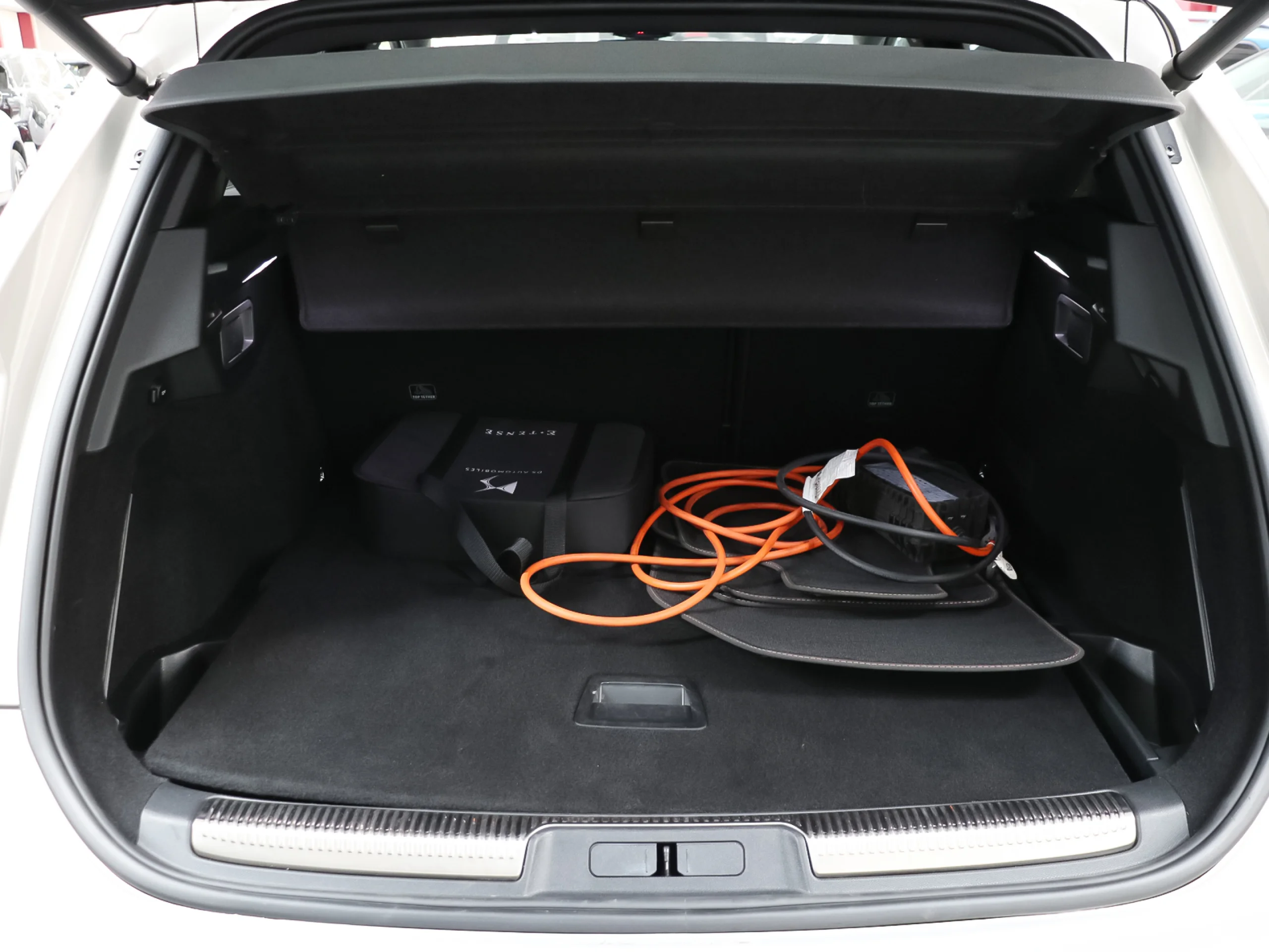 DS DS7 Crossback E-Tense 225 Performance Line+ Auto 165 kW (225 CV) - Foto 41