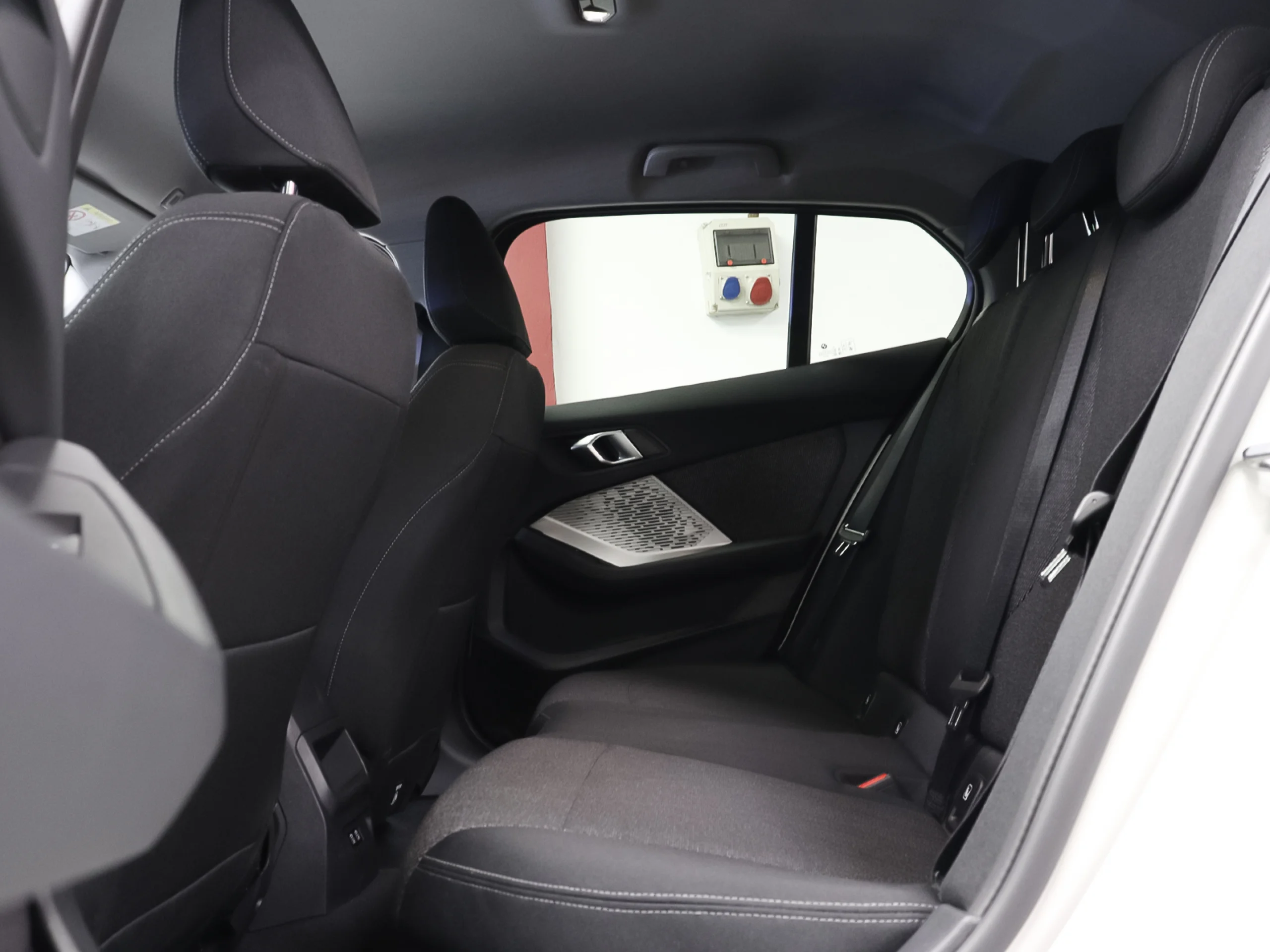 BMW Serie 1 118d 110 kW (150 CV) - Foto 5