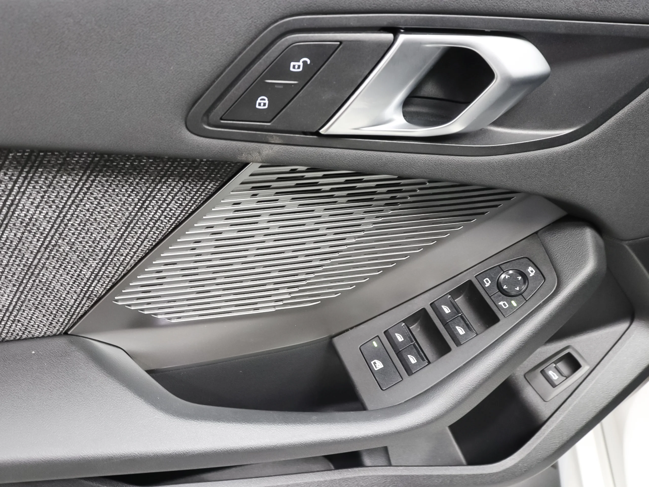 BMW Serie 1 118d 110 kW (150 CV) - Foto 7