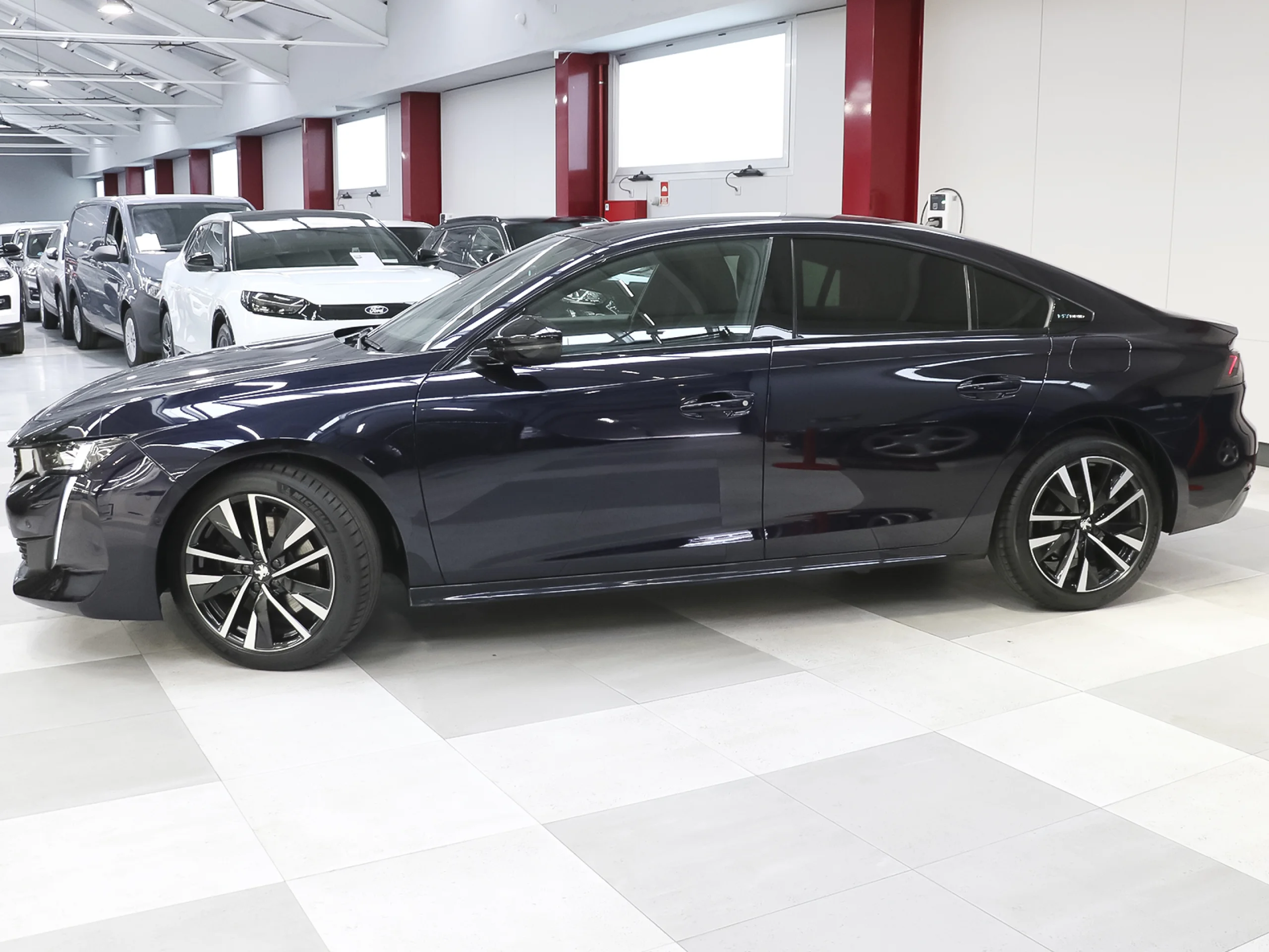 Peugeot 508 Hybrid 225 GT e-EAT8 165 kW (225 CV) - Foto 2