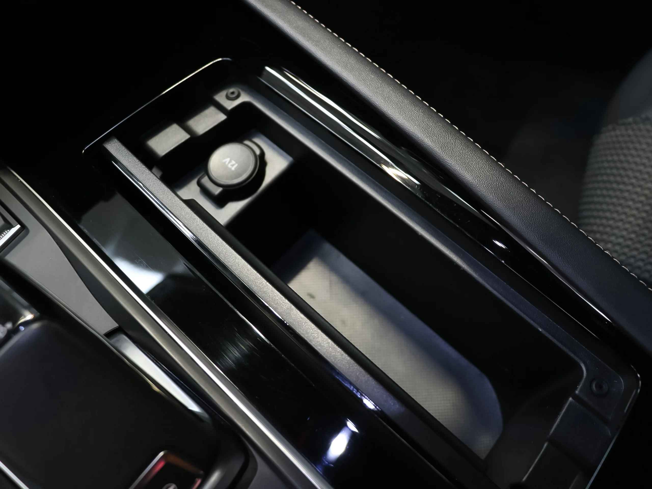 Peugeot 508 Hybrid 225 GT e-EAT8 165 kW (225 CV) - Foto 30