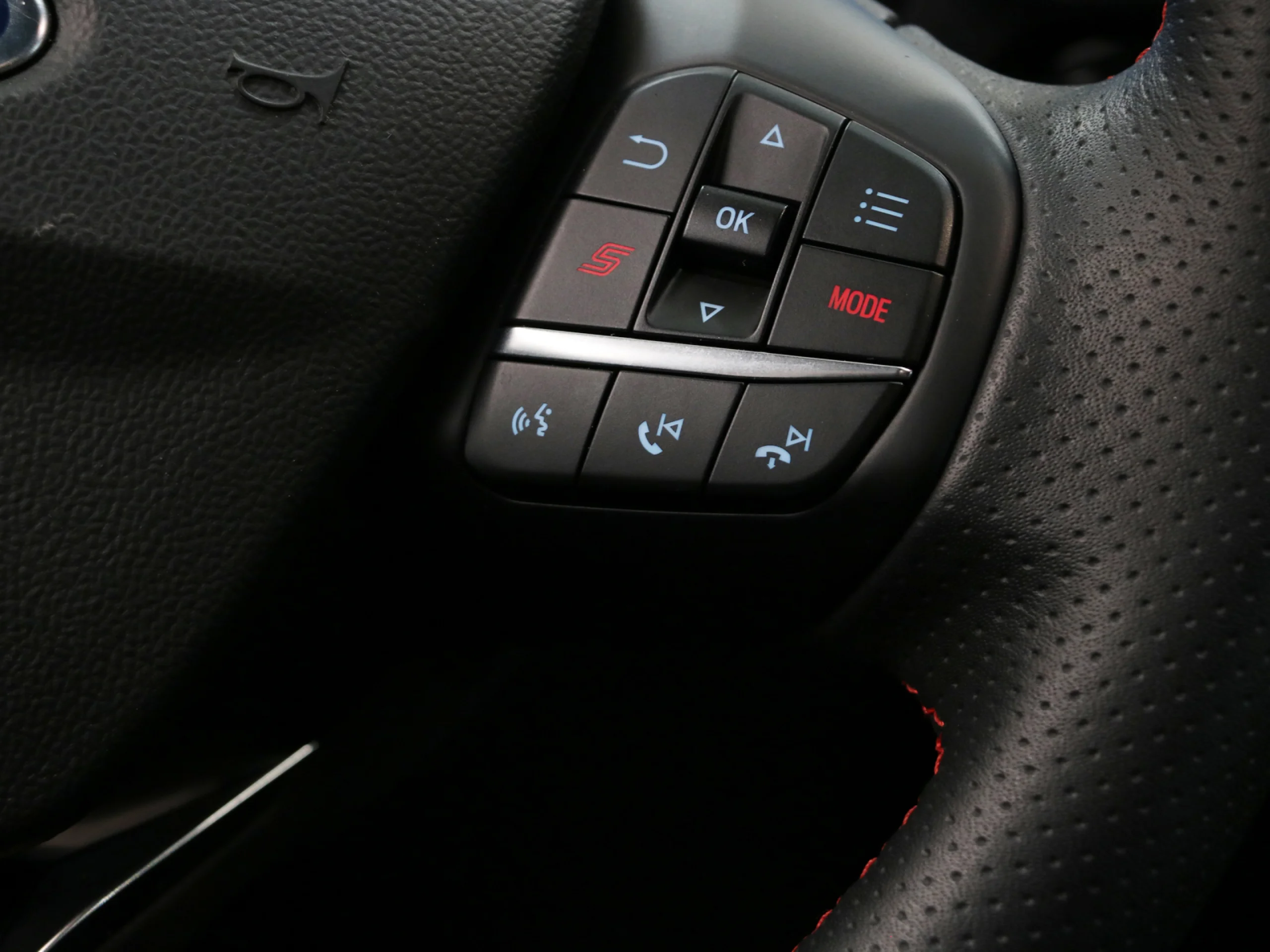 Ford Focus 2.3 EcoBoost ST 206 kW (280 CV) - Foto 35