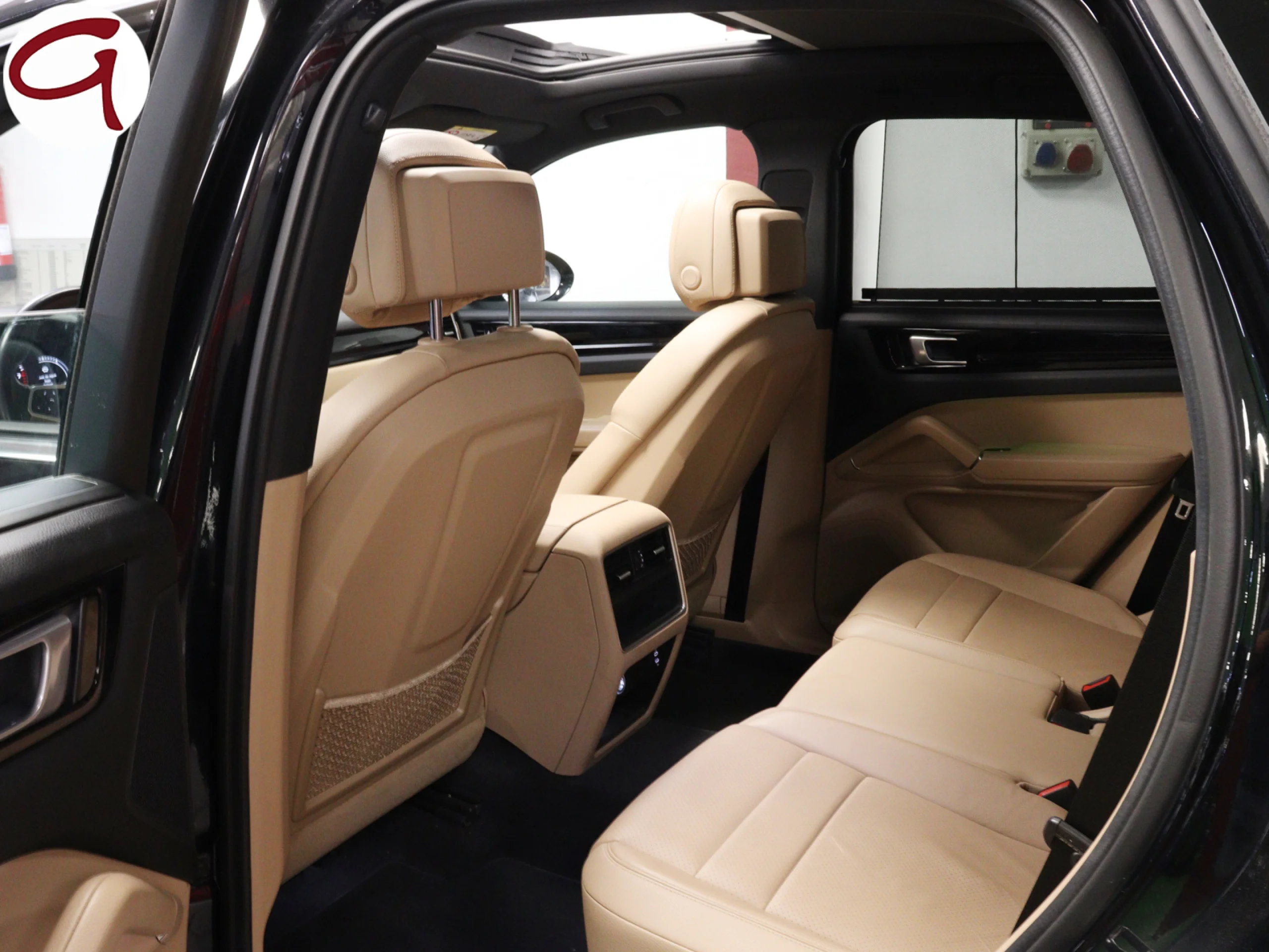 Porsche Cayenne E-Hybrid 340 kW (462 CV) - Foto 9