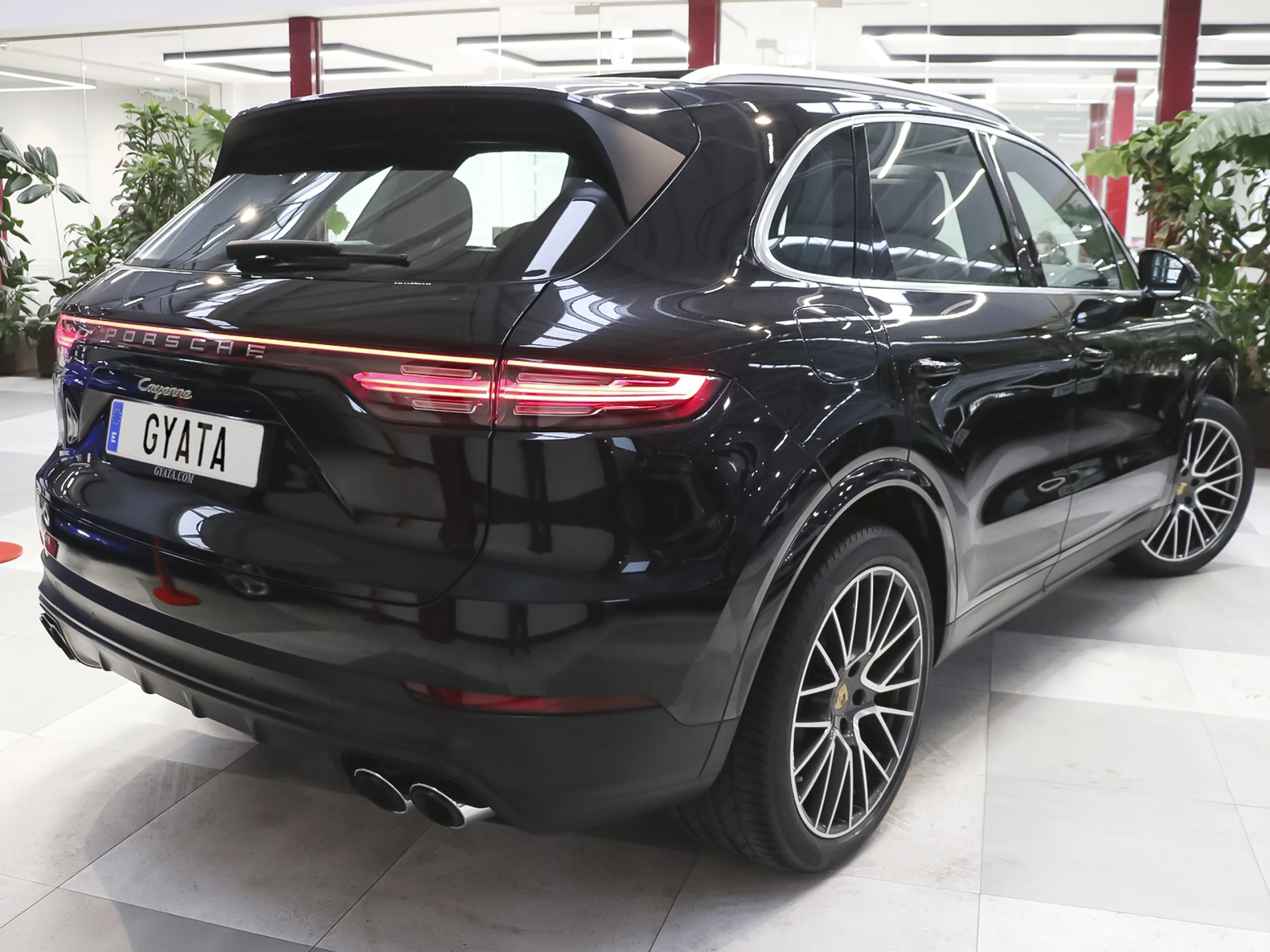 Porsche Cayenne E-Hybrid 340 kW (462 CV) - Foto 3