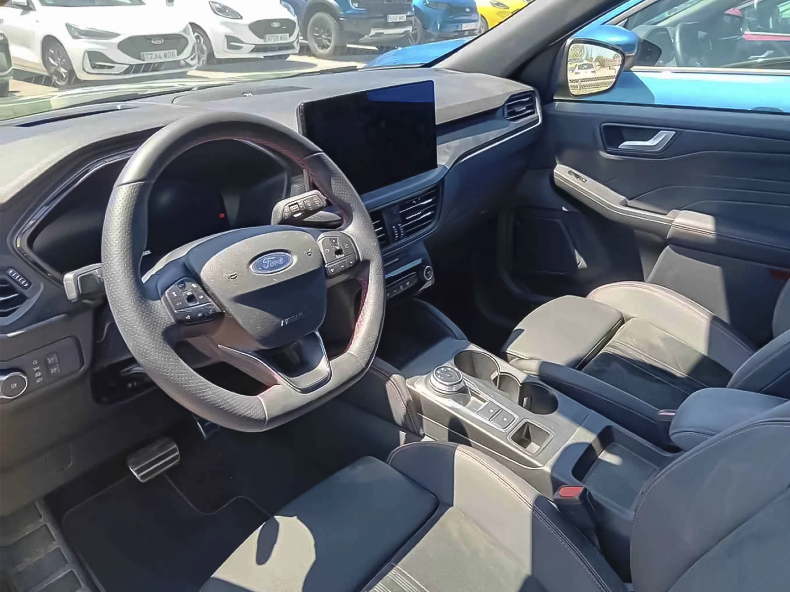Ford Kuga 2.5 Duratec PHEV ST-Line X Auto 178 kW (243 CV) - Foto 3