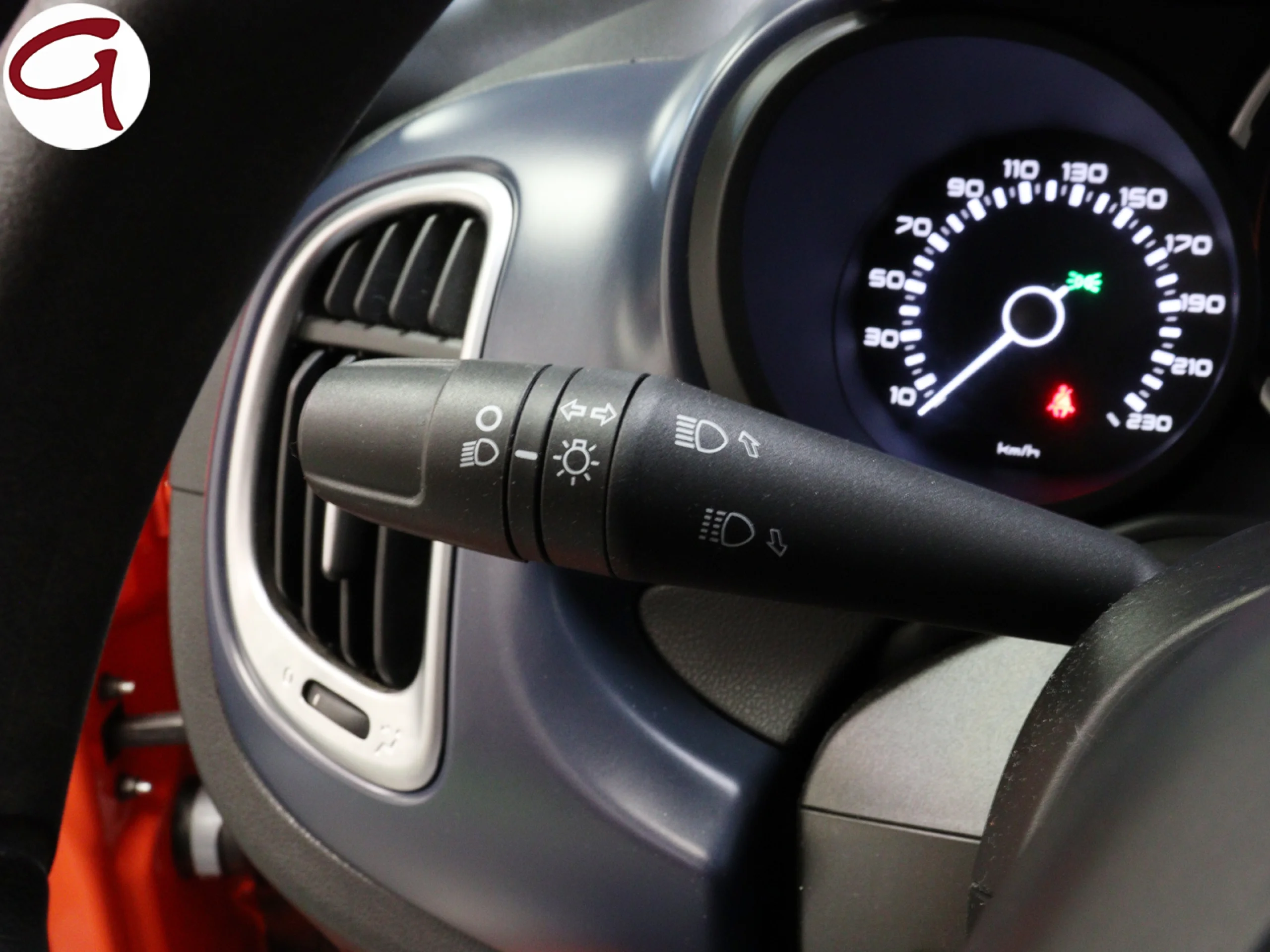 Fiat 500L 1.4 16v S&S Cult 70 kW (95 CV) - Foto 10