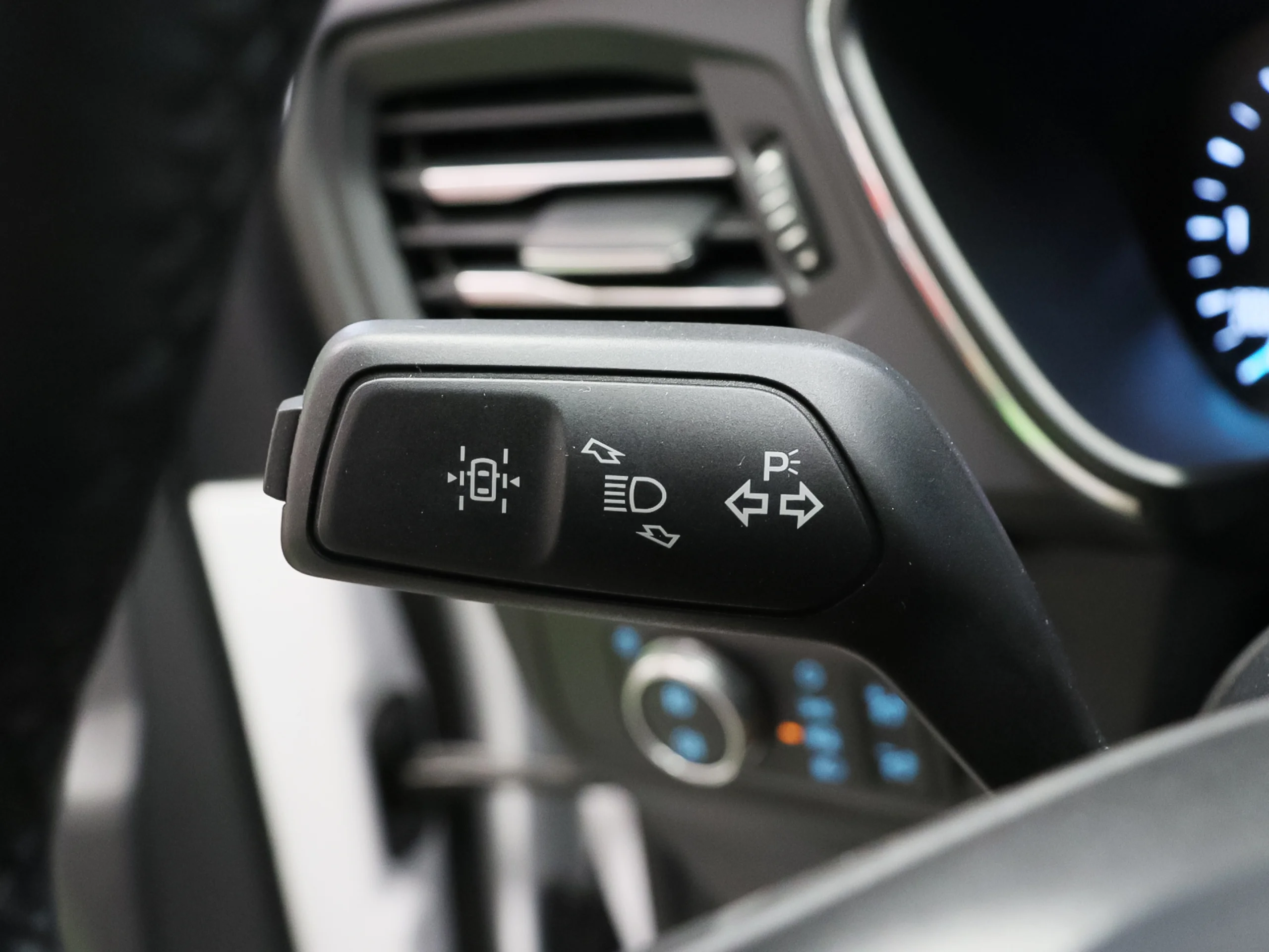 Ford Kuga 1.5 EcoBlue Titanium 88 kW (120 CV) - Foto 12