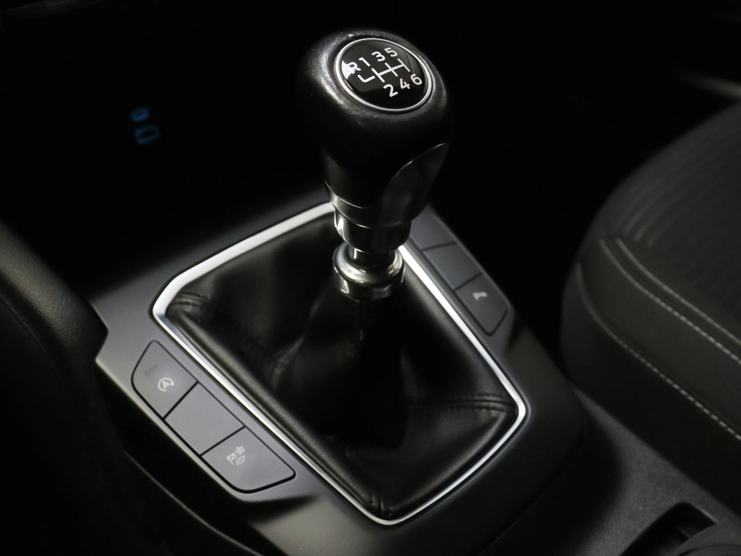 Ford Kuga 1.5 EcoBlue Titanium 88 kW (120 CV) - Foto 22