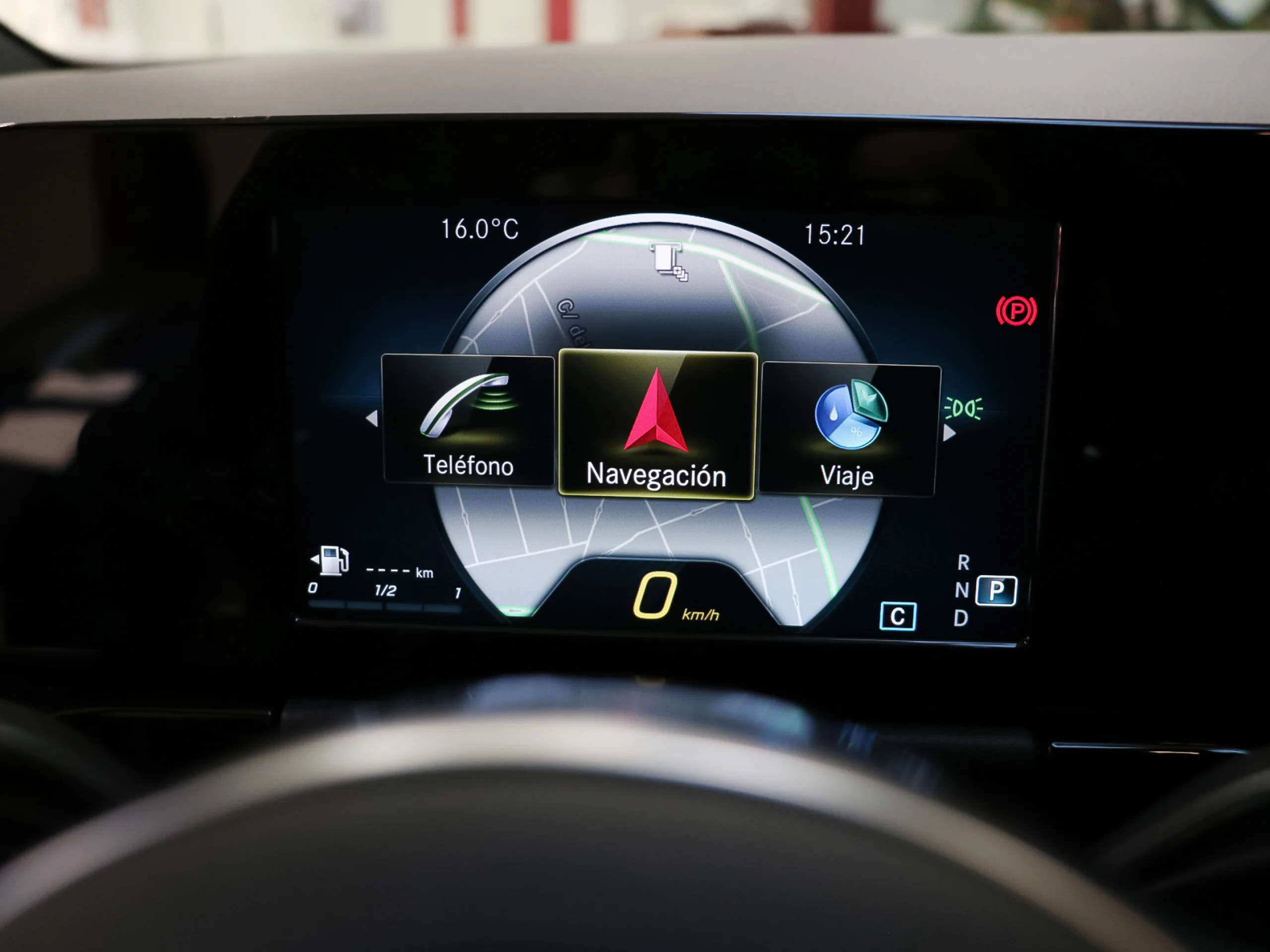 Mercedes-Benz GLA 200 D 110 kW (150 CV) - Foto 37