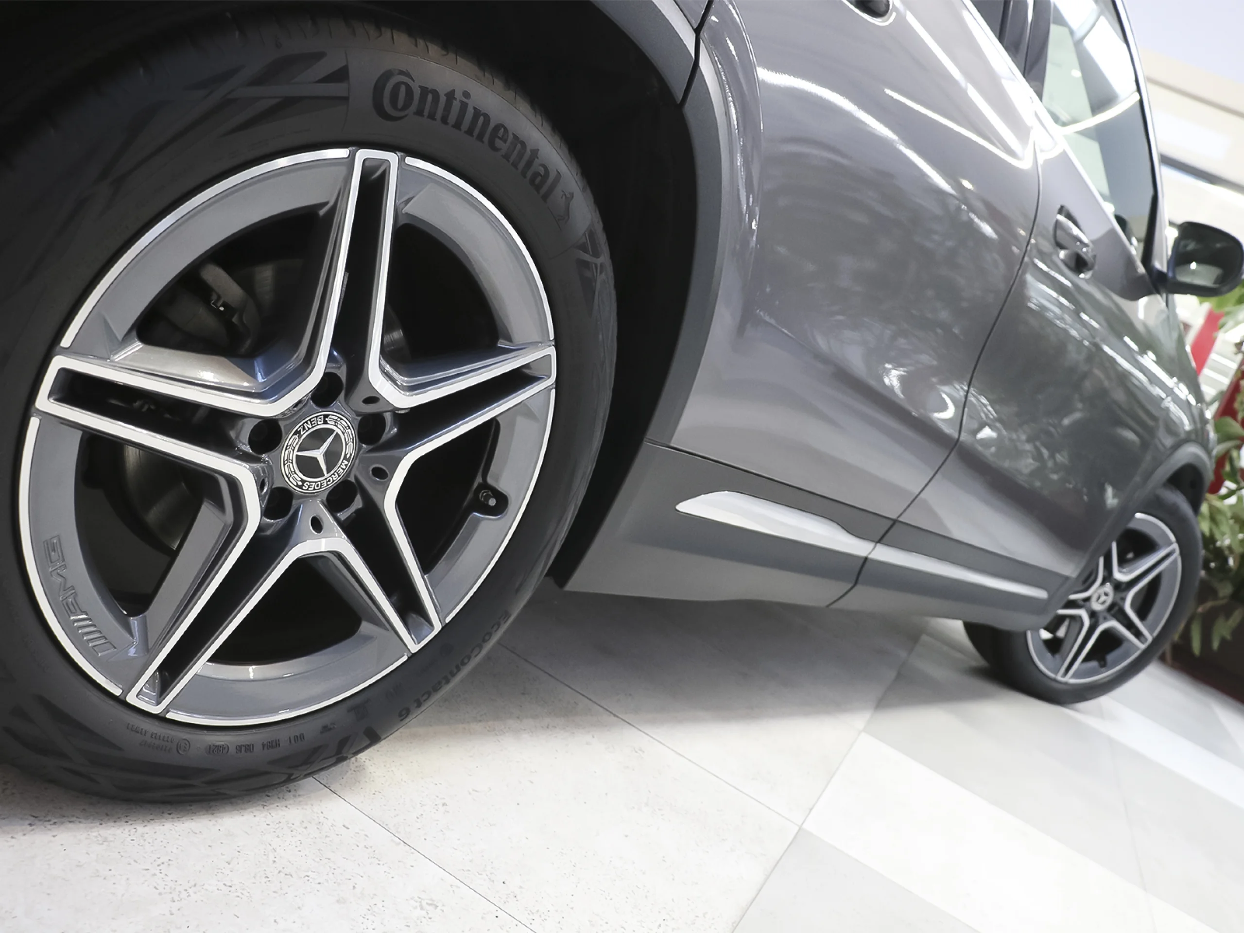 Mercedes-Benz GLA 200 D 110 kW (150 CV) - Foto 42