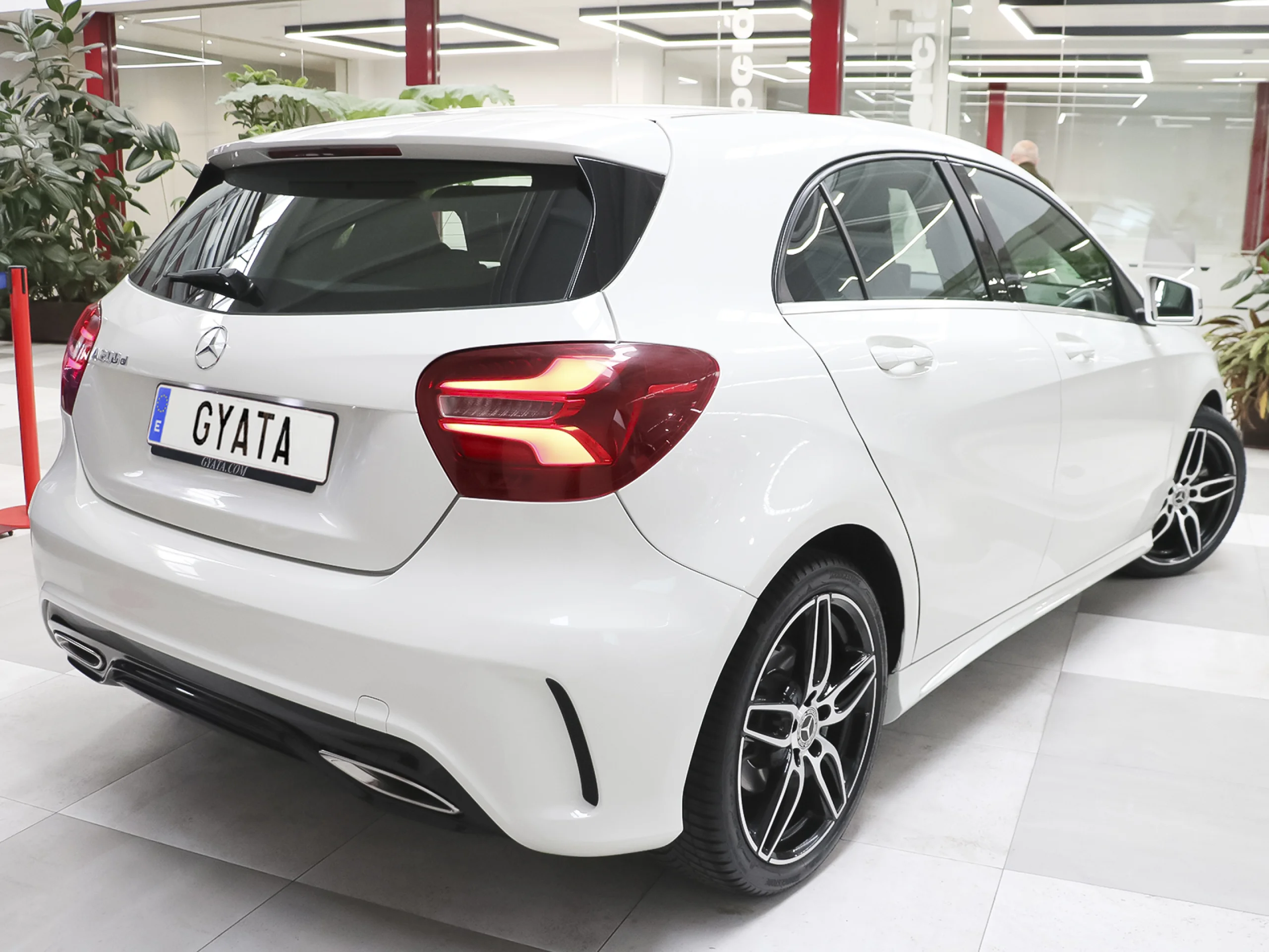 Mercedes-Benz Clase A 200 d 100 kW (136 CV) - Foto 4