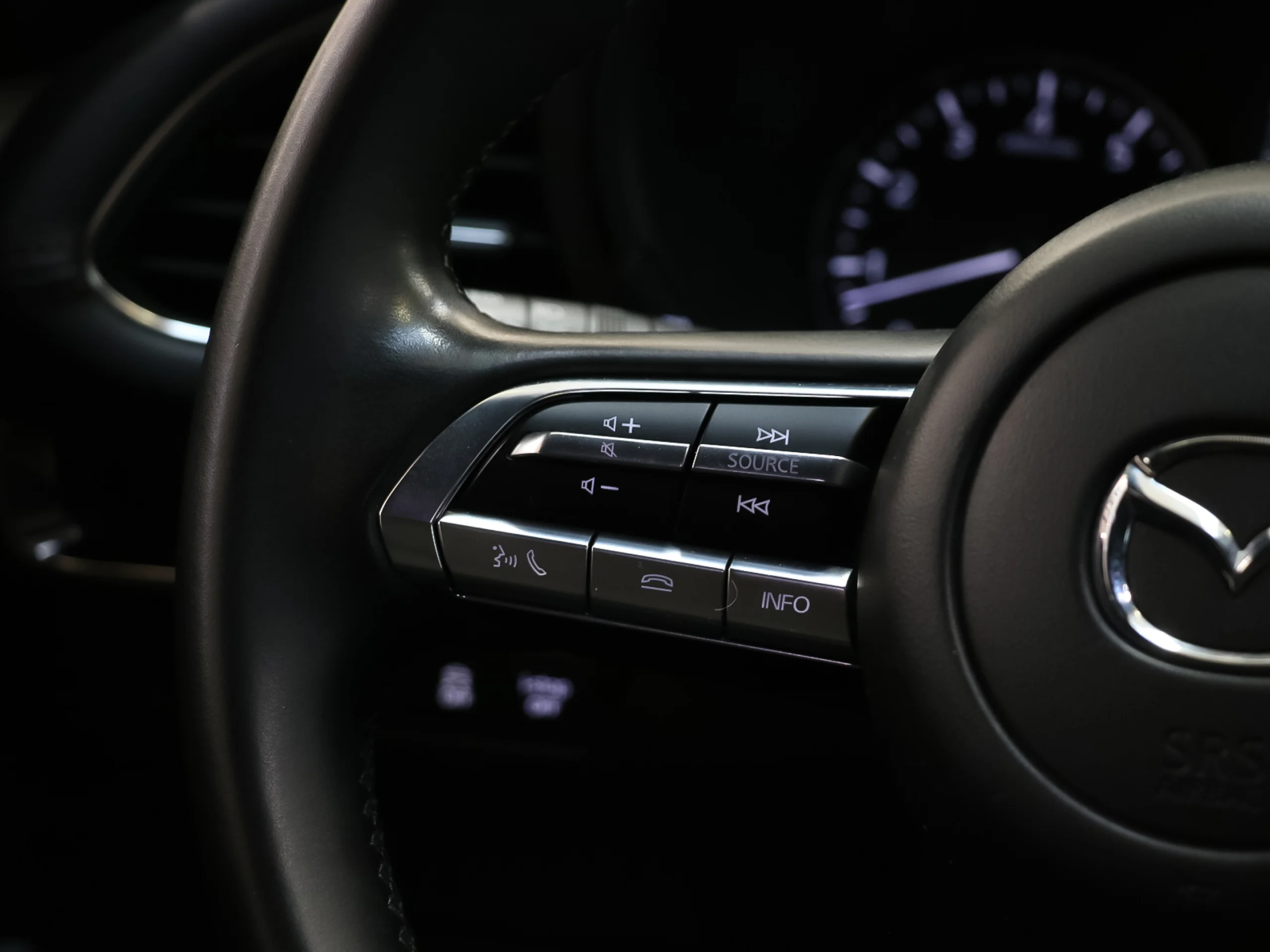 Mazda Mazda 3 2.0 e-SKYACTIV-X Homura AT 137 kW (186 CV) - Foto 12