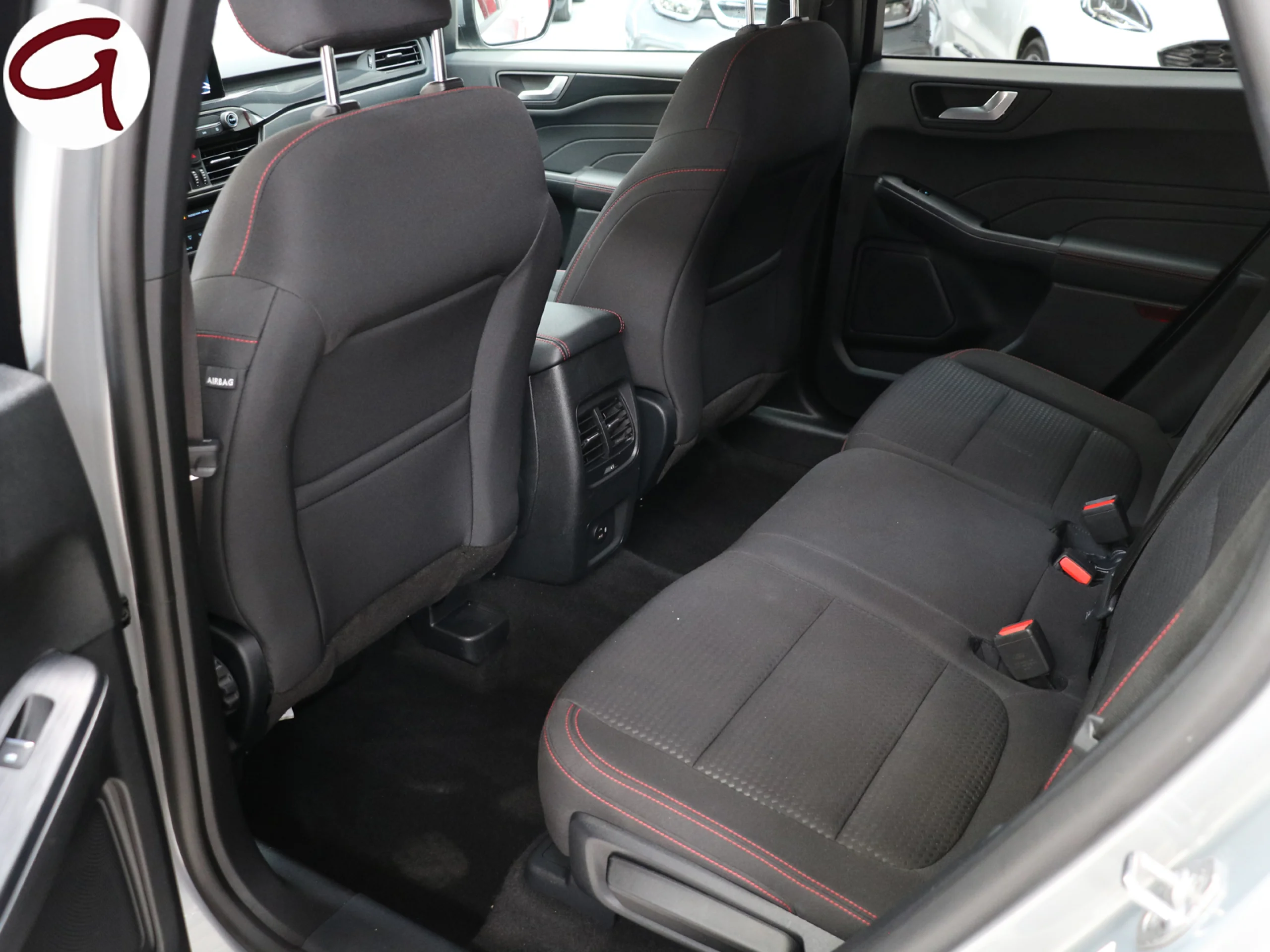 Ford Kuga 1.5 EcoBoost ST-Line 110 kW (150 CV) - Foto 8