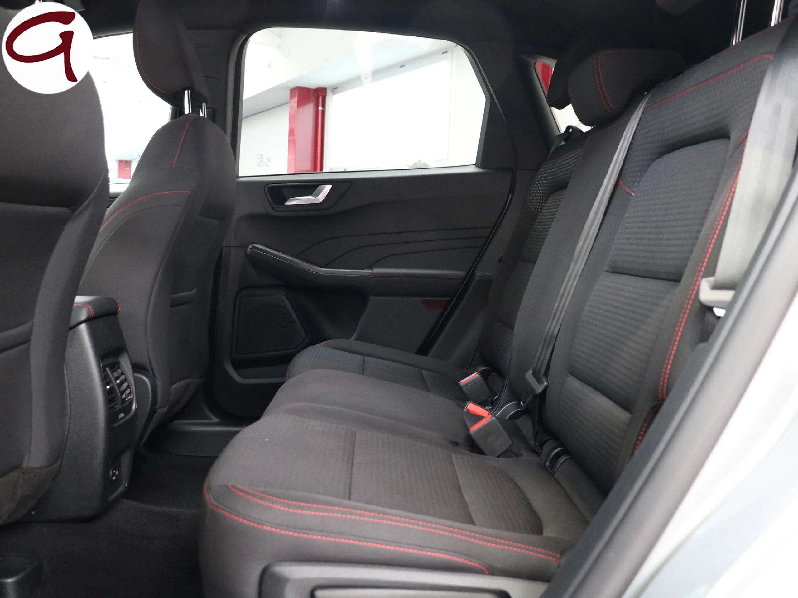 Ford Kuga 1.5 EcoBoost ST-Line 110 kW (150 CV) - Foto 9