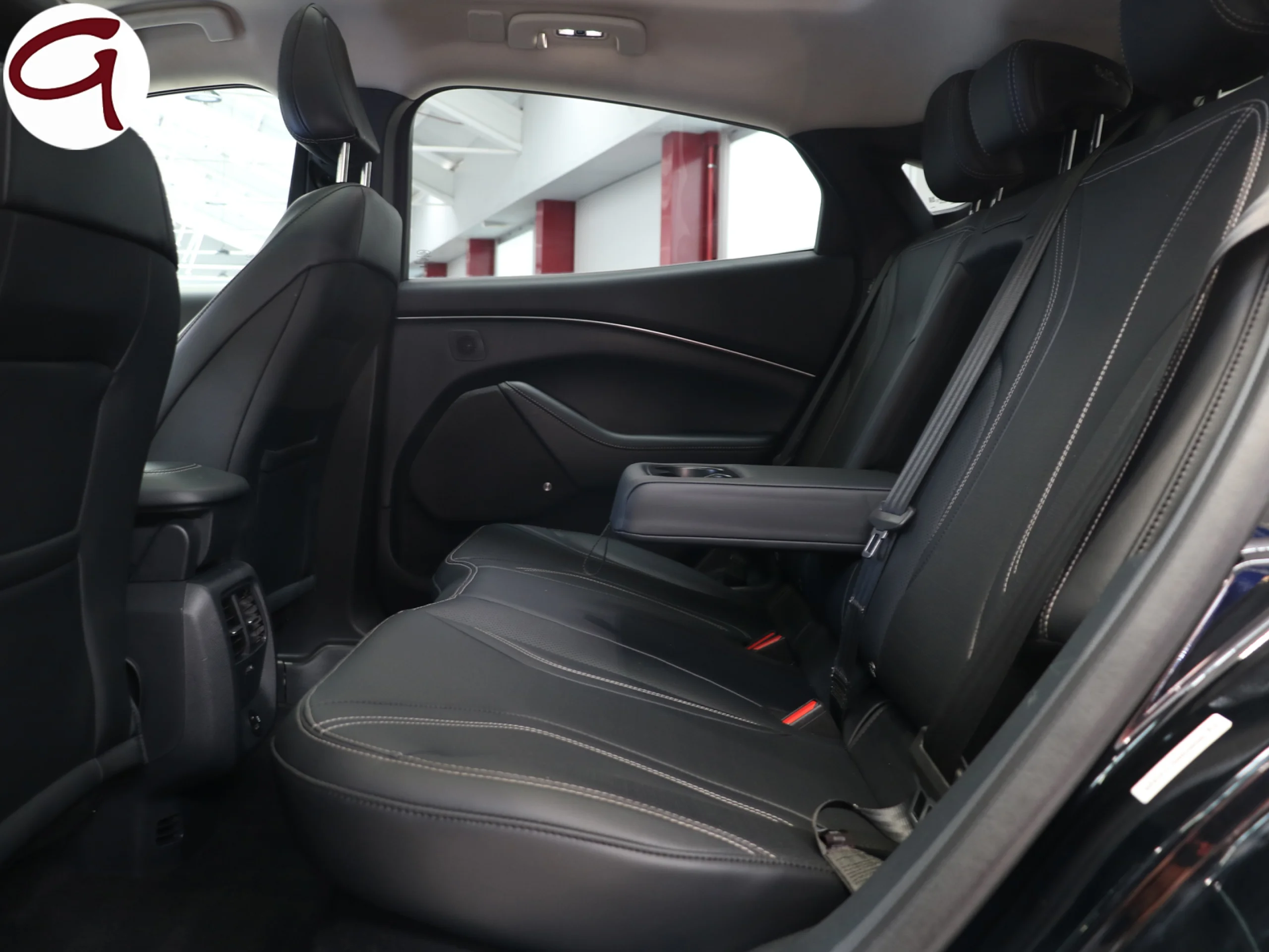 Ford Mustang Mach-E Batería 98.8Kwh 216 kW (294 CV) - Foto 12